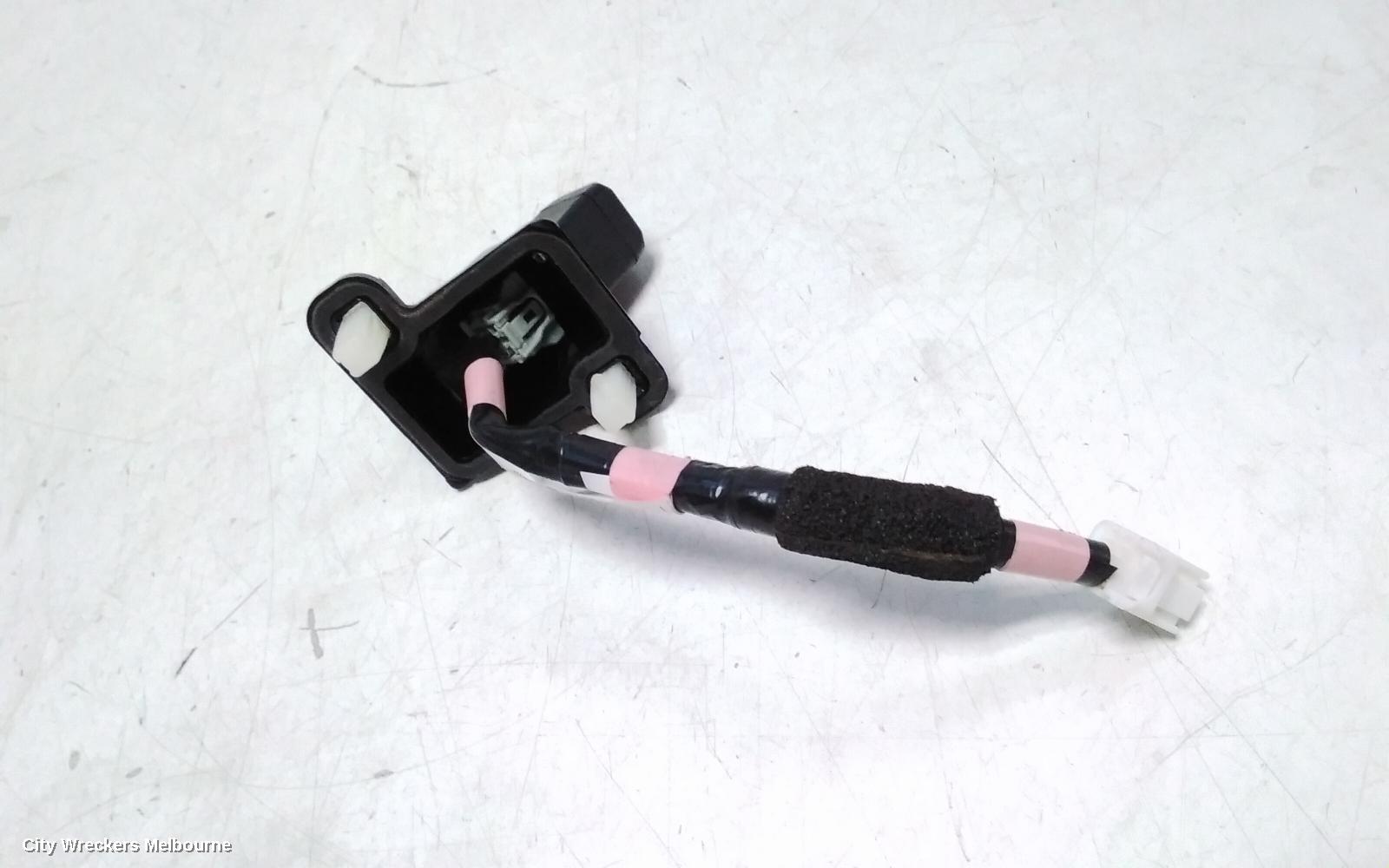 TOYOTA RAV4 REVERSE CAMERA, REVERSE CAMERA, ASA4#, 02/2013 ONWARDS - Image 3