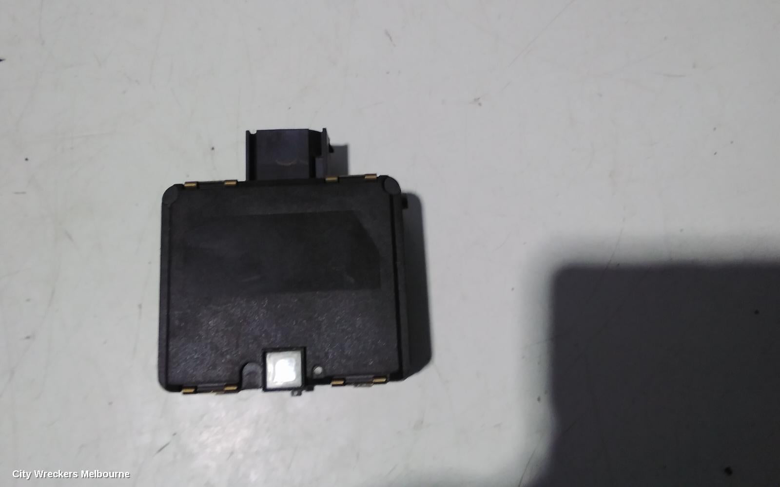 VOLKSWAGEN PASSAT, B8/MK7, 06/2015 - 05/2023, 3Q0.907.561.C ~  RB8 - RADAR SENSOR  WITH BRACKET: 102905 - Image 3