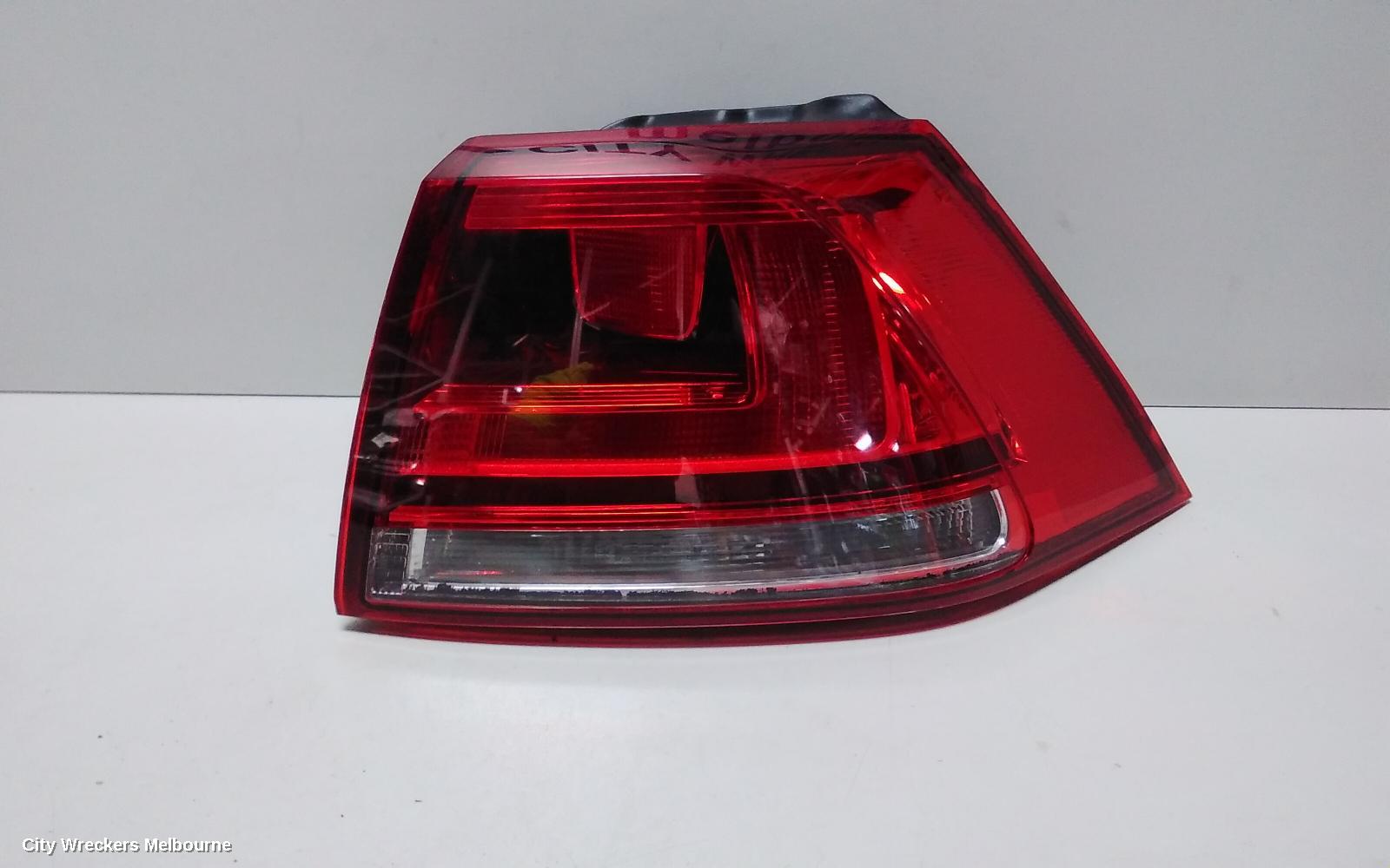 VOLKSWAGEN GOLF RIGHT TAILLIGHT, GEN 7, HATCH, STANDARD, NON LED TYPE, 03/2013 - 03/2017 - Image 2