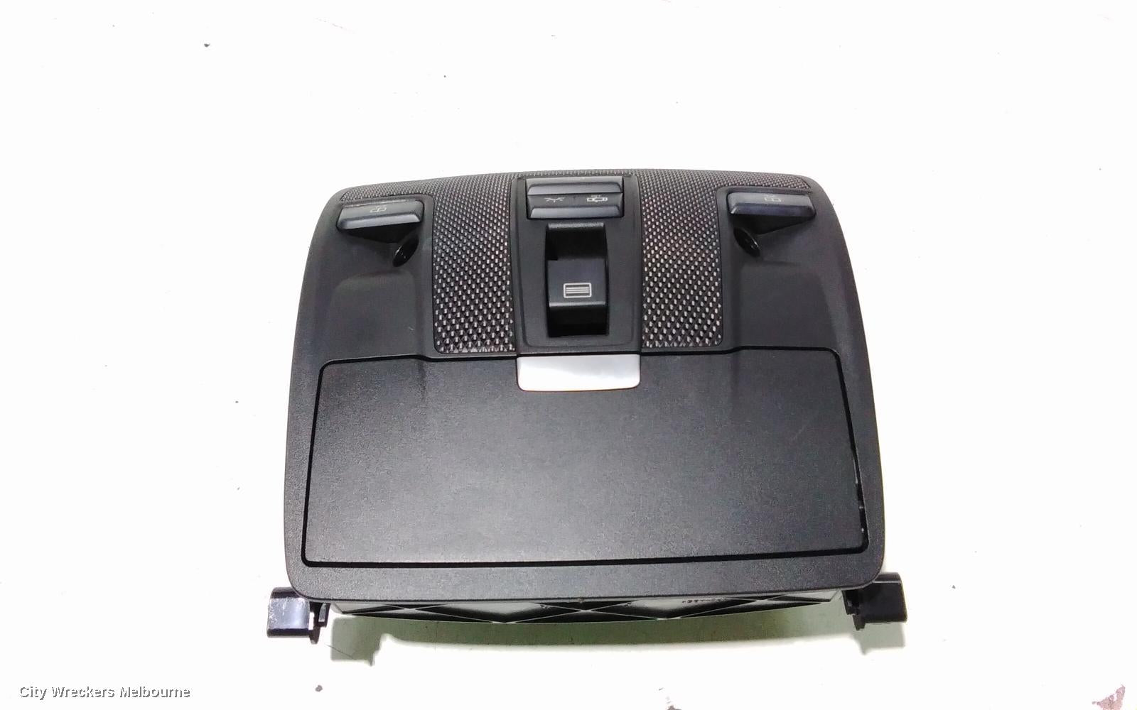MERCEDES CLA CLASS COURTESY LIGHT, FRONT, W/ SUNROOF SWITCH TYPE, C117, 10/2013 - 02/2019 - Image 3