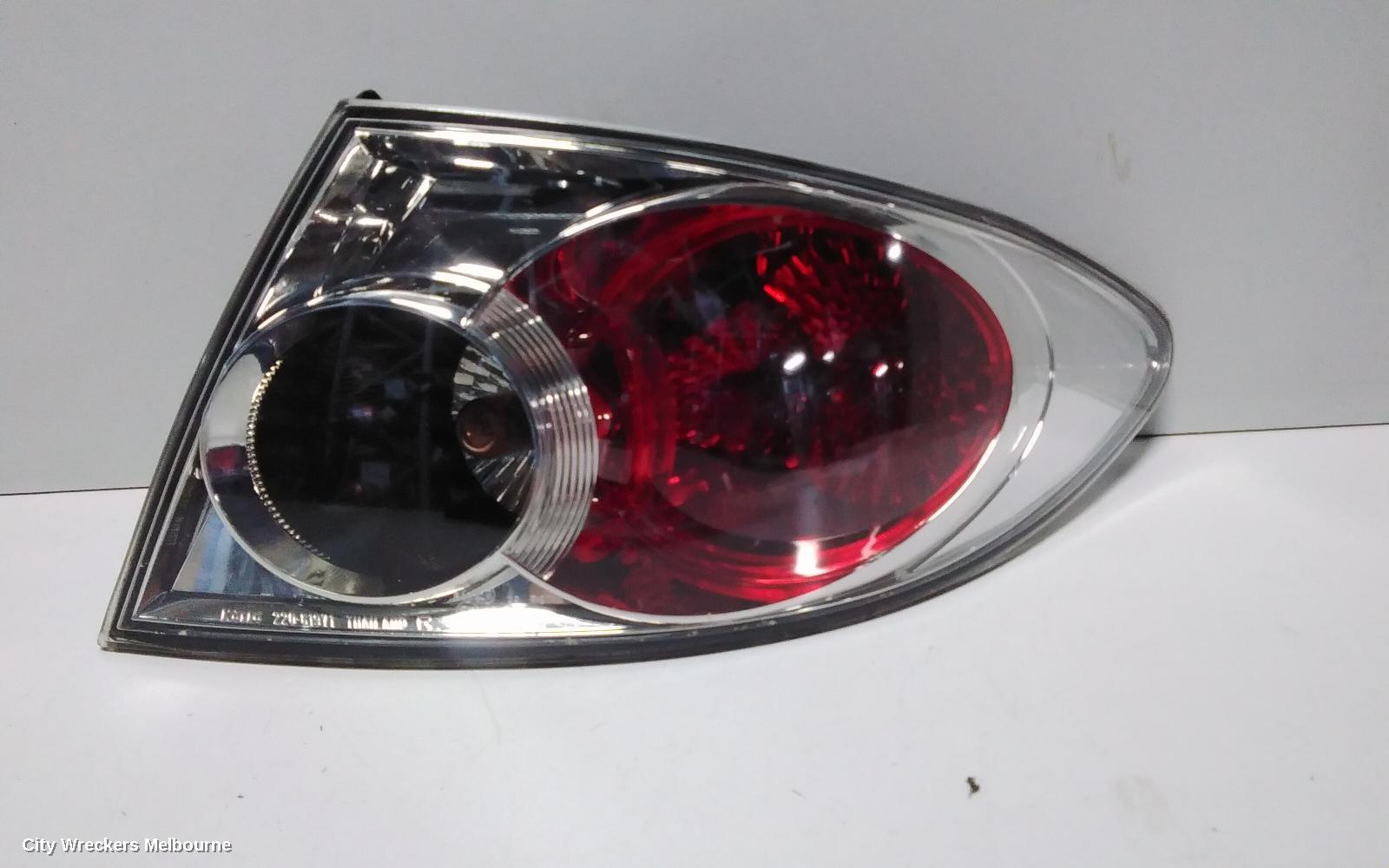 MAZDA 6 RIGHT TAILLIGHT, GG/GY, IN BODY, SEDAN/HATCH, LENS# 220-61980, 08/2005 - 11/2007 - Image 3