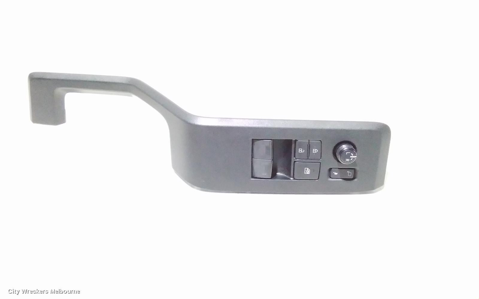 TOYOTA HIACE PWR DR WIND SWITCH, RH FRONT (MASTER SWITCH), 300 SERIES, 04/2019 ONWARDS - Image 1
