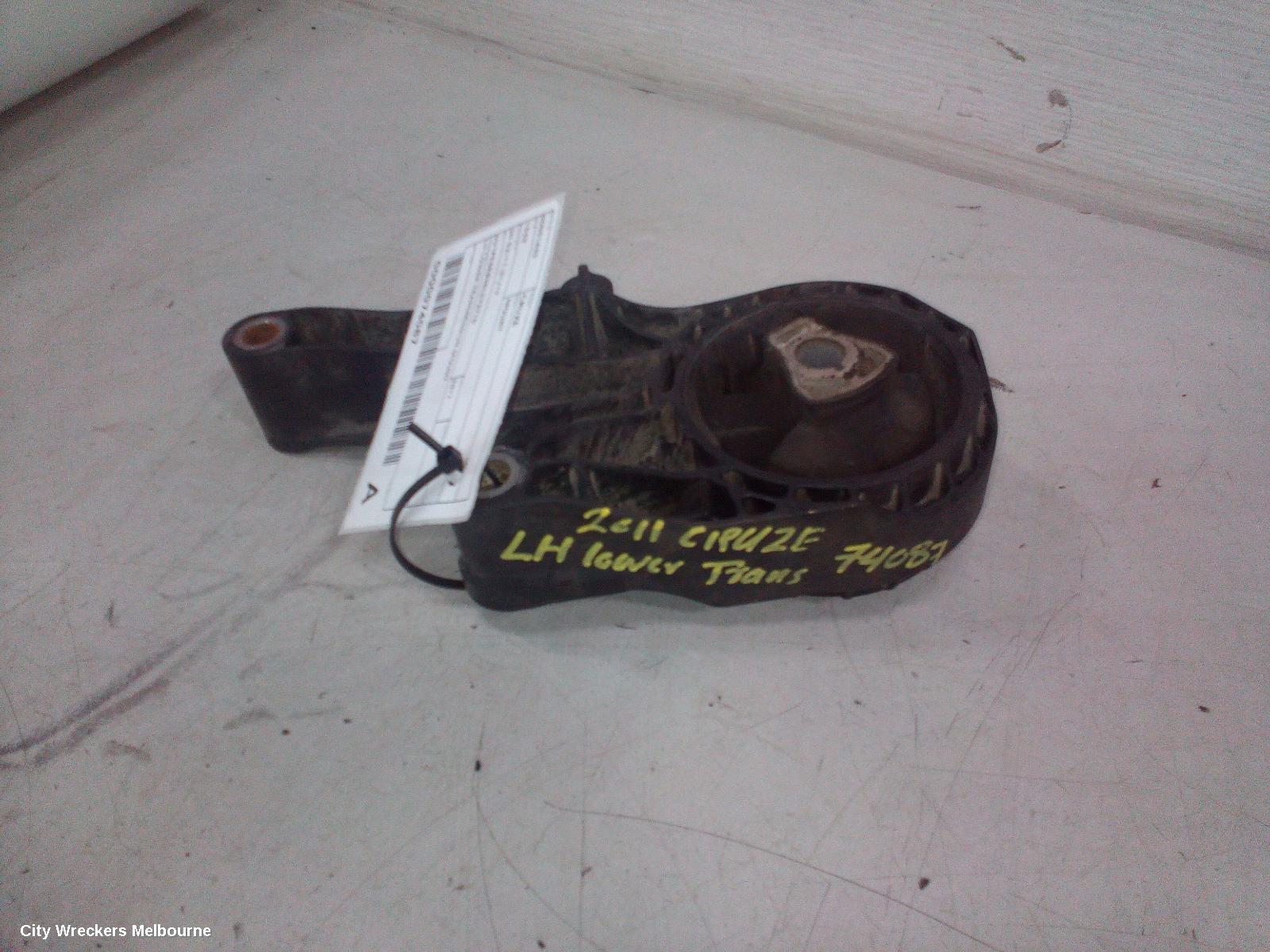 HOLDEN CRUZE MOUNT, JH 03/2011 - 01/2017 - Image 2