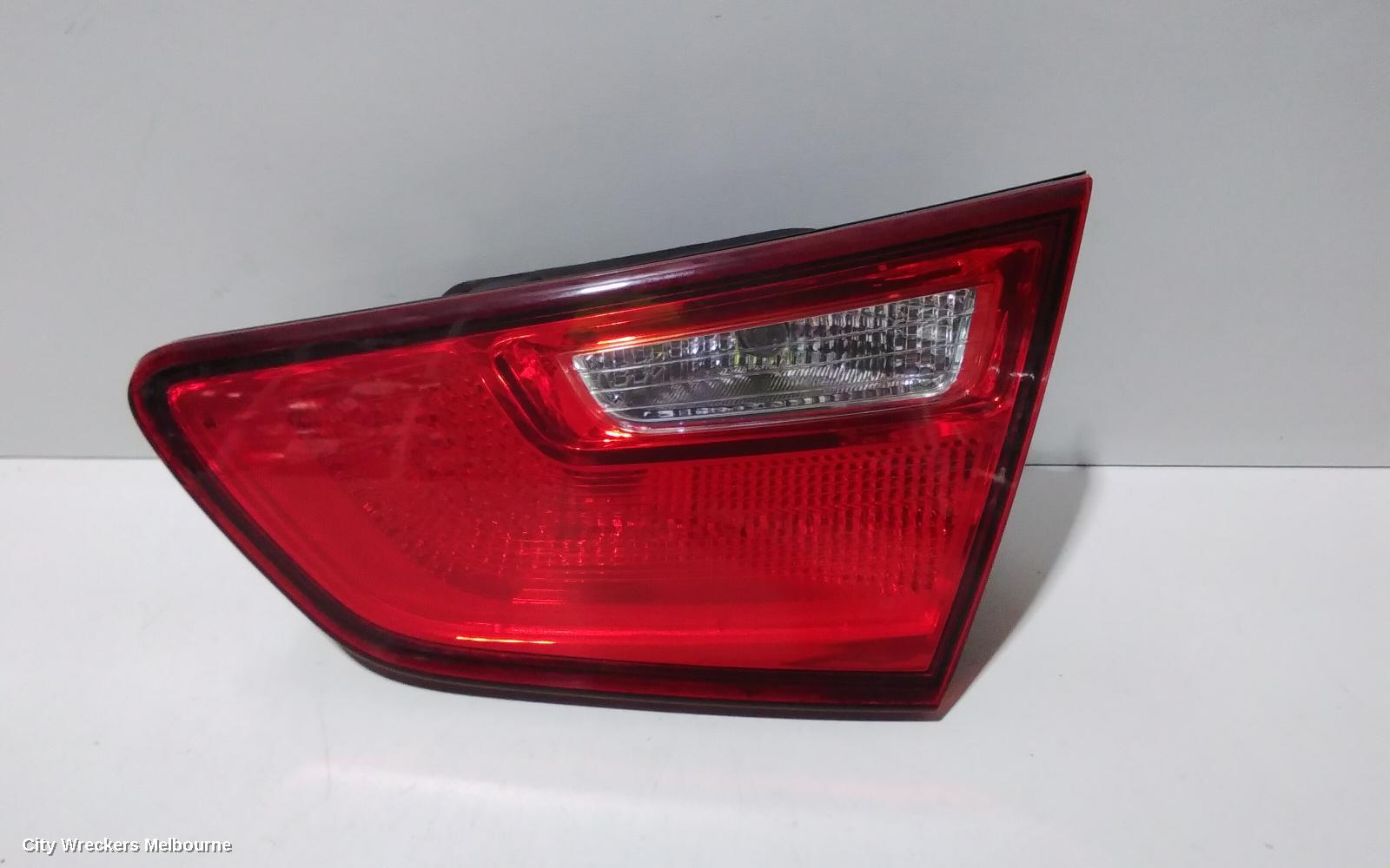 KIA OPTIMA REAR GARNISH, BOOTLID LAMP (RH SIDE), TF, SI, 10/2013 - 10/2015 - Image 2