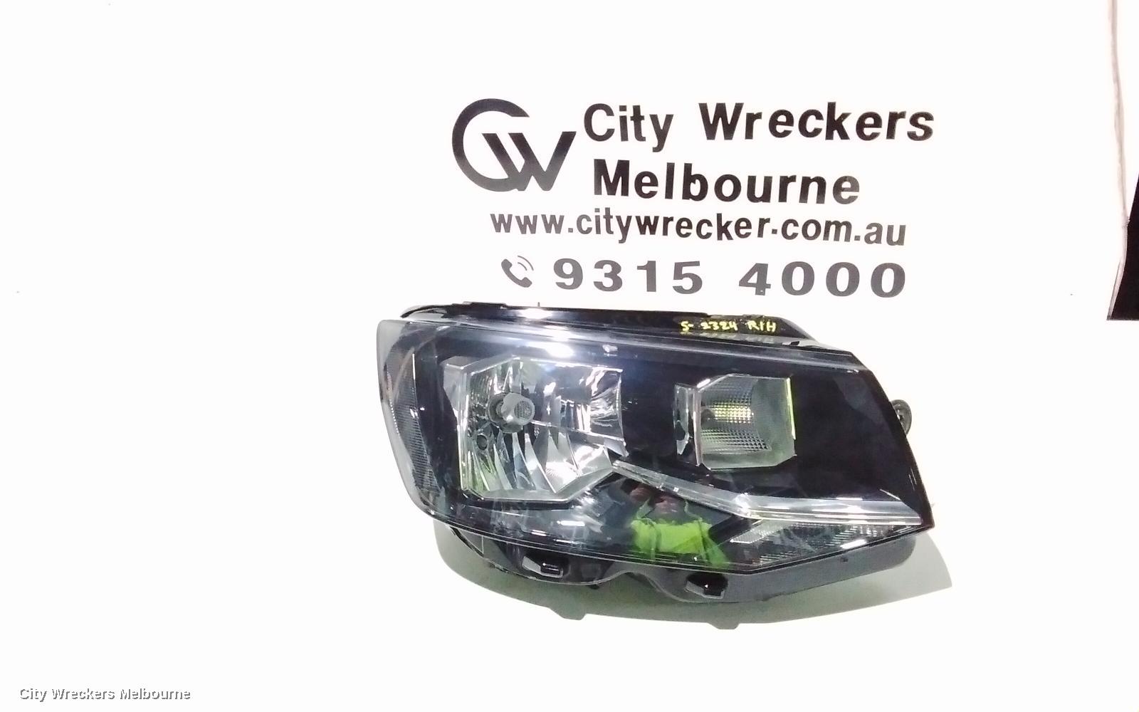 VOLKSWAGEN TRANSPORTER RIGHT HEADLAMP, T6, HALOGEN TYPE (H4), 07/2015 - 07/2020 - Image 1