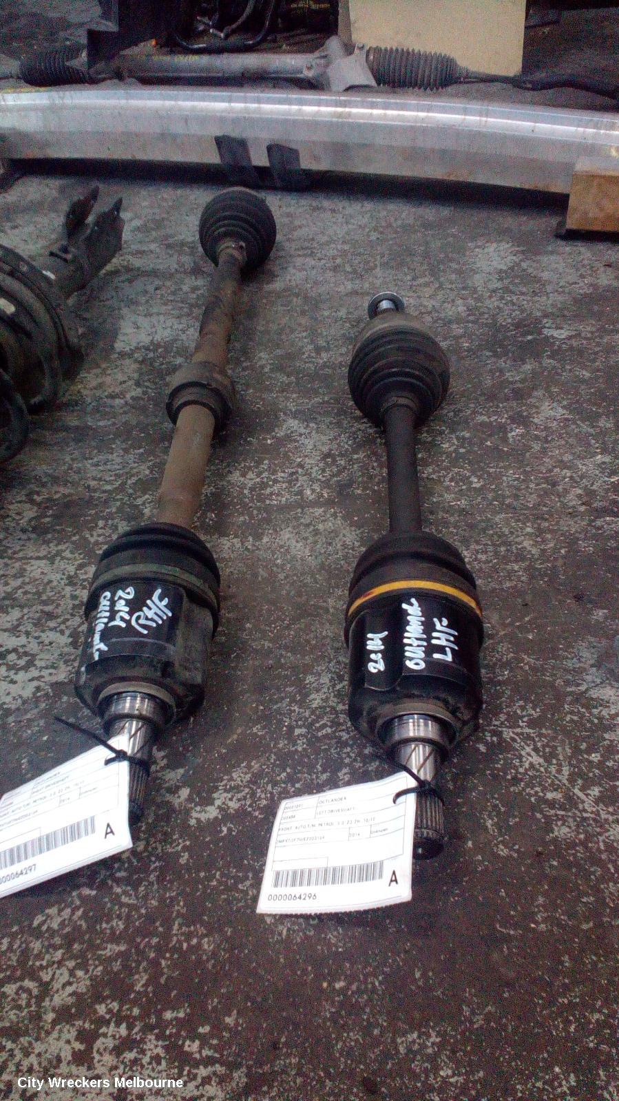 MITSUBISHI OUTLANDER LEFT DRIVESHAFT, FRONT, AUTO T/M, PETROL, 2.0, ZJ-ZL, 10/2012 ONWARDS - Image 2