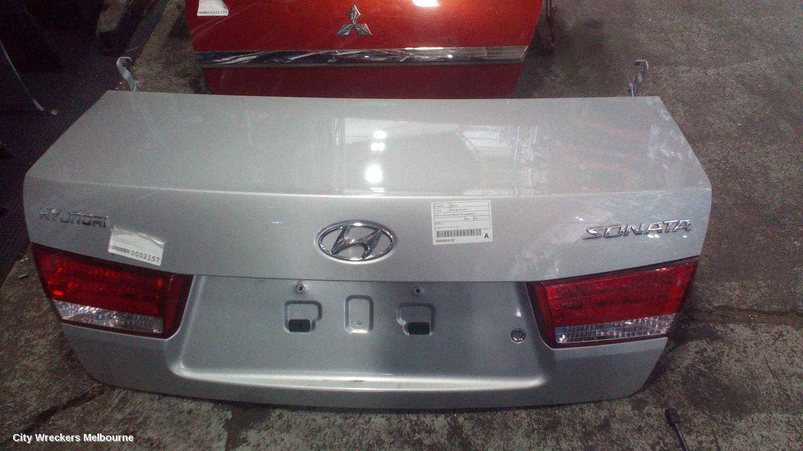 HYUNDAI SONATA BOOTLID/TAILGATE, BOOTLID, NF, NON SPOILER TYPE, 06/2005 - 04/2010 - Image 1
