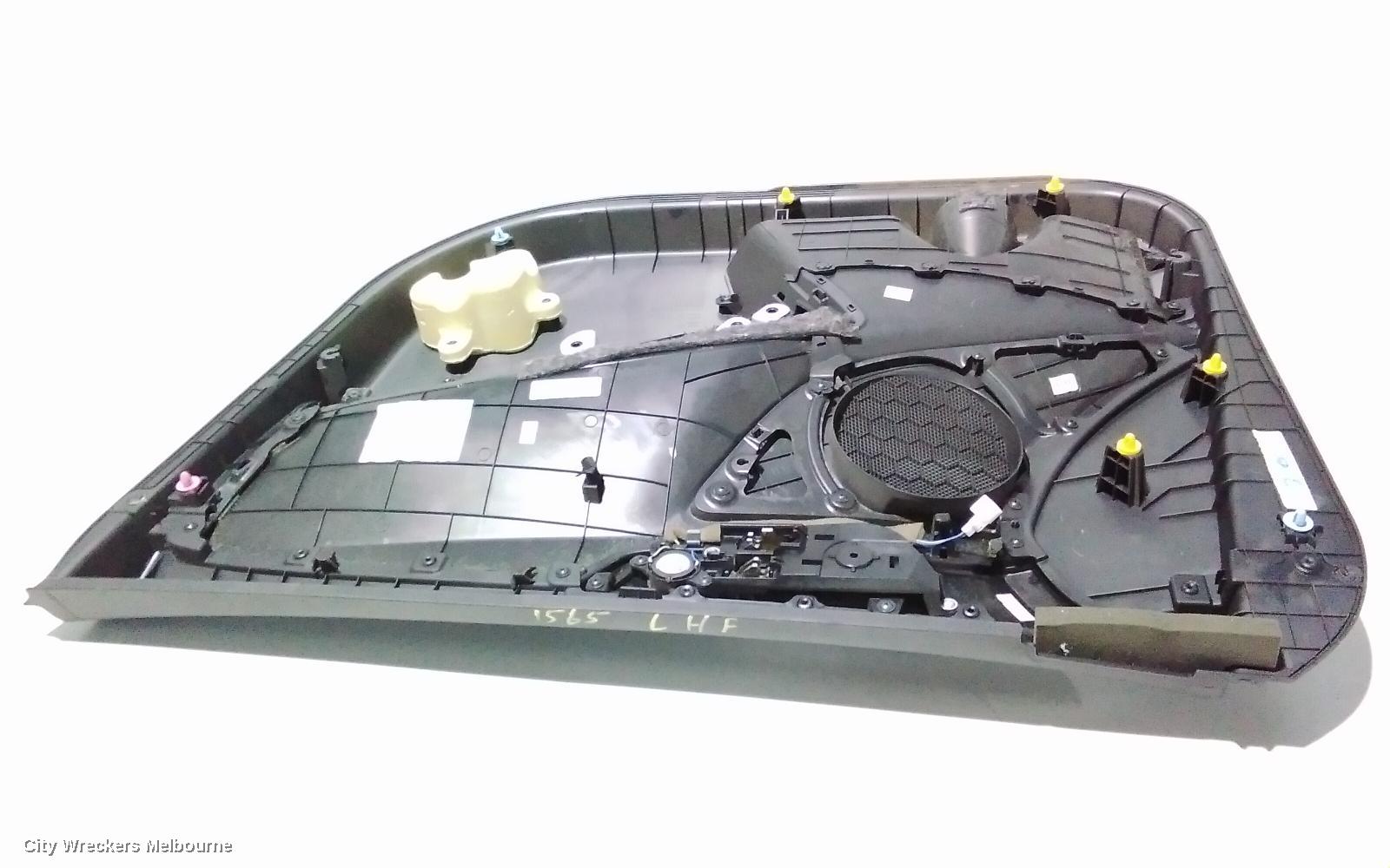 HYUNDAI VELOSTER DOOR TRIM, LH FRONT, FS, NON TURBO, VELOSTER+ TYPE, 12/2011 - 02/2018 - Image 3