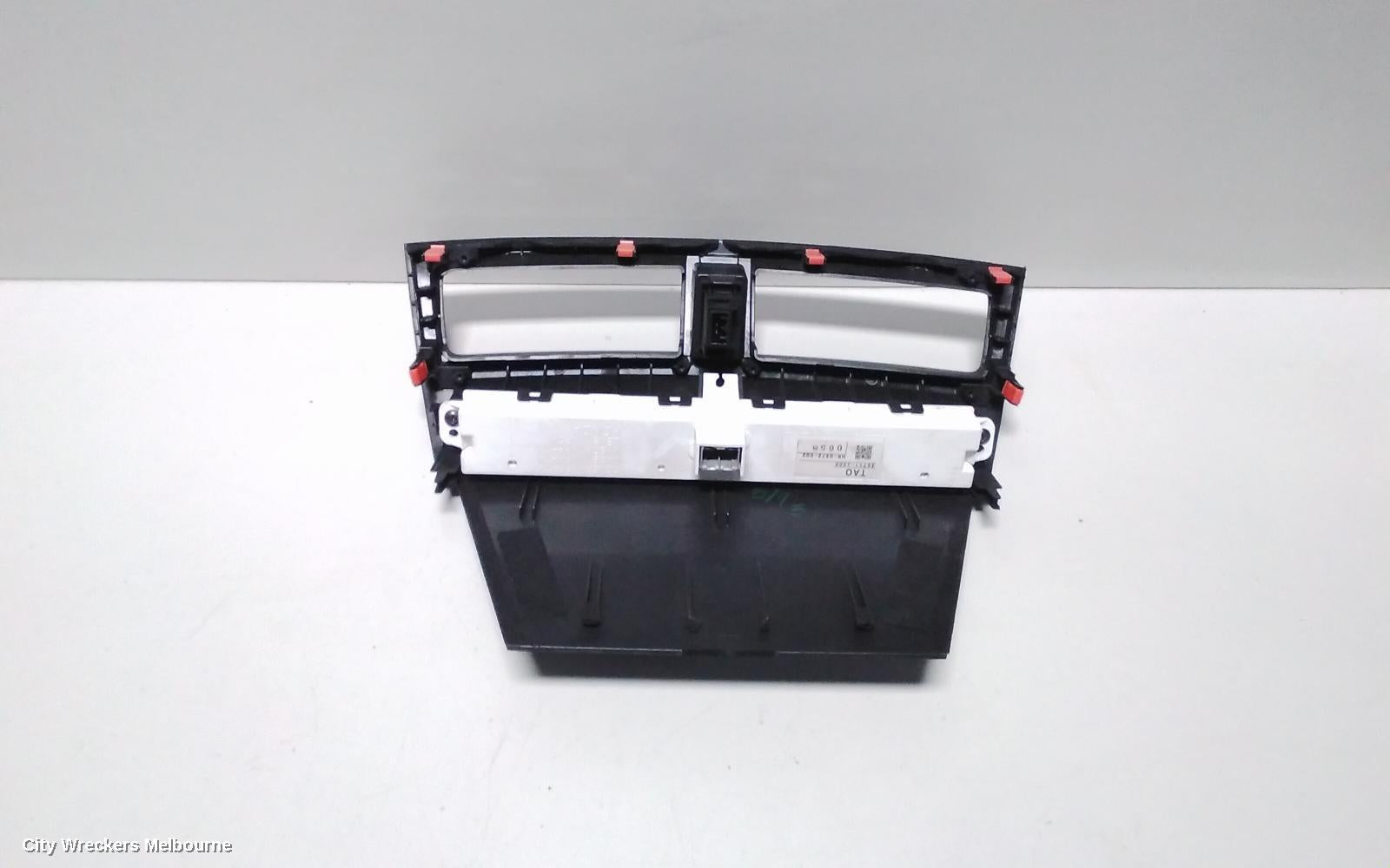 HONDA ACCORD CLOCK, 8TH GENERATION 02/2008 - 04/2013 - Image 3