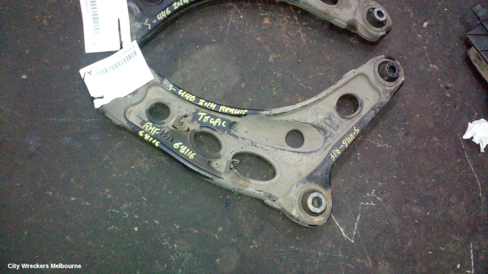 RENAULT TRAFIC RIGHT FRONT LOWER CONTROL ARM, X83, 04/2004 - 12/2014 - Image 1