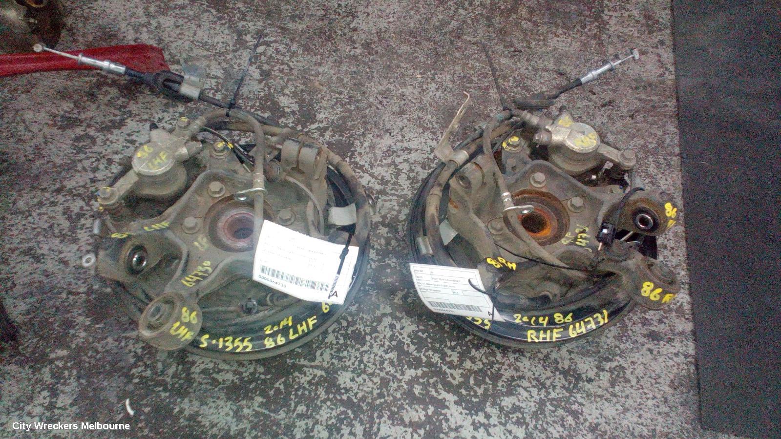 TOYOTA 86 RIGHT REAR HUB ASSEMBLY, ZN6, GT, 286MM DIA SOLID DISC, 04/2012 ONWARDS - Image 3