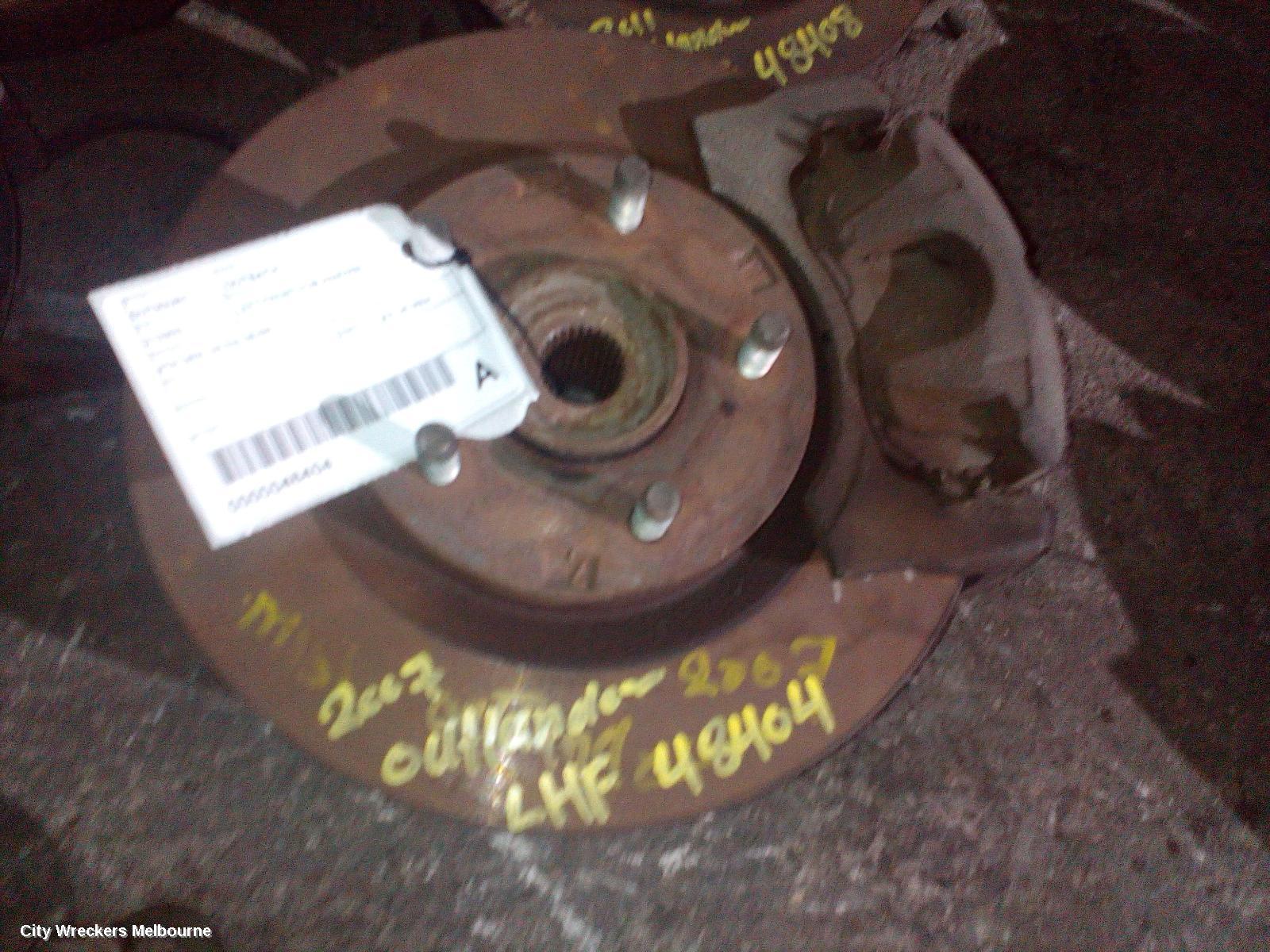 SUBARU OUTBACK LEFT FRONT HUB ASSEMBLY, 4TH GEN, 09/2003 - 08/2009 - Image 1
