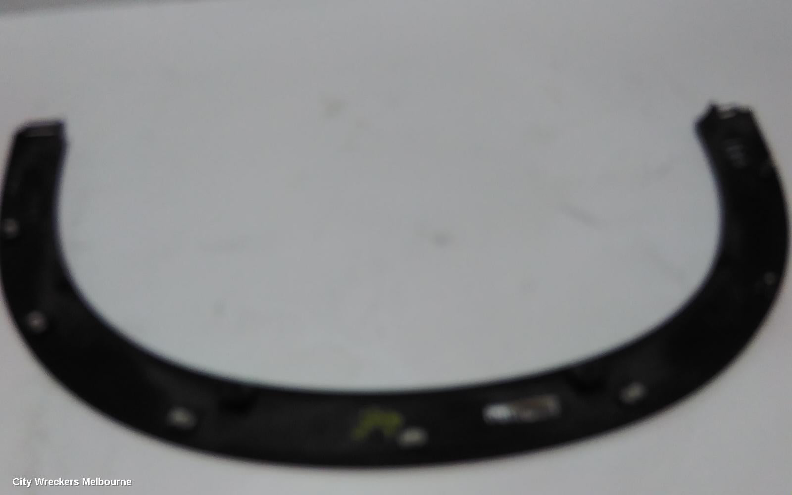 HONDA HRV WHEEL ARCH FLARE, RH FRONT, RU5, 12/2014 - 10/2021 - Image 2