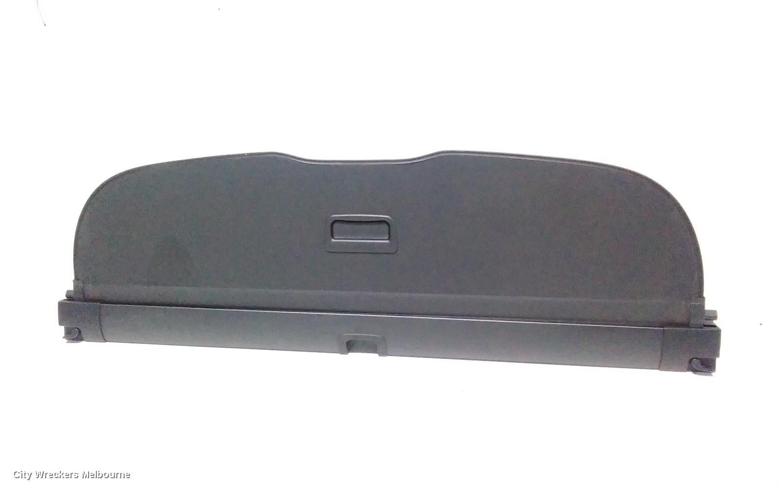 AUDI Q3 PARCEL SHELF CARGO BLIND, RETRACTABLE CARGO BLIND, 8U, 03/2012 - 12/2018 - Image 2