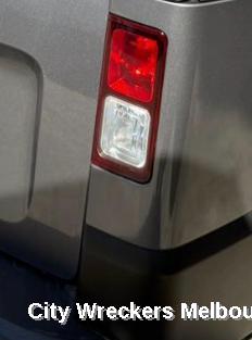RENAULT TRAFIC RIGHT TAILLIGHT, X82, IN BODY, LOWER, 01/2015 ONWARDS - Image 1