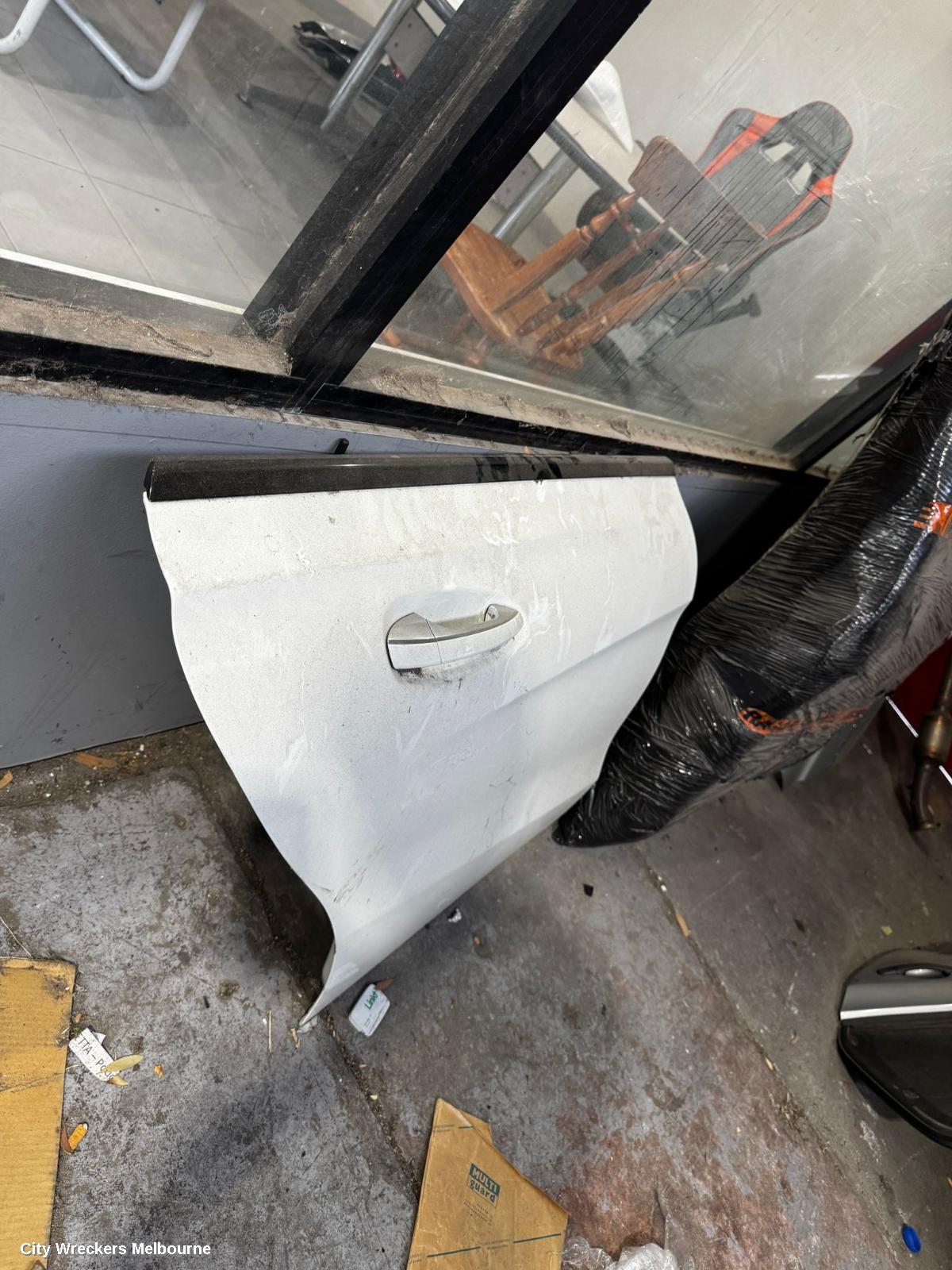 MERCEDES CLA CLASS RIGHT REAR DOOR, C117/X117, COUPE/WAGON, 09/2013 - 01/2019 - Image 2