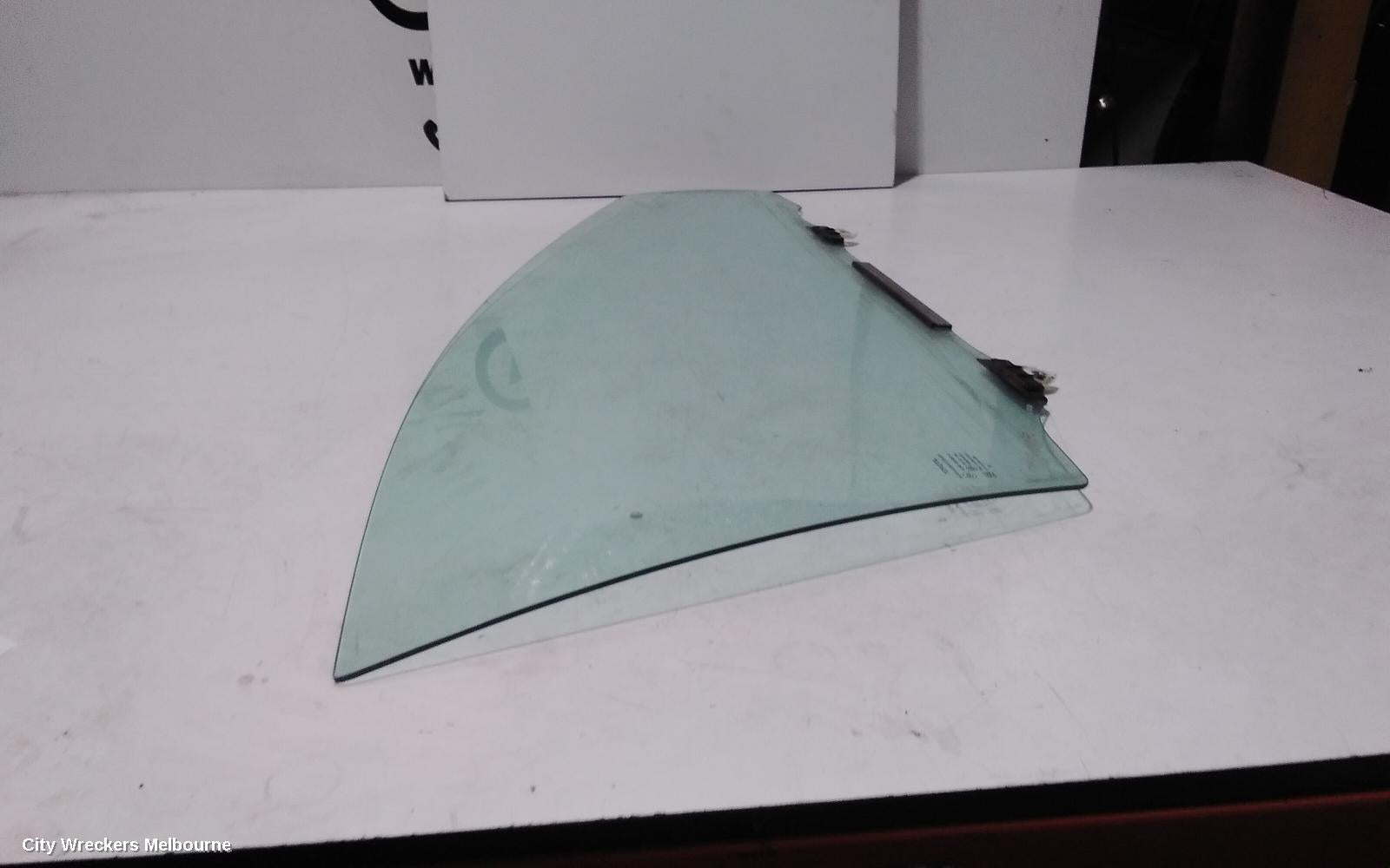 TOYOTA COROLLA RIGHT FRONT DOOR WINDOW, ZRE172R, 12/2013 - 06/2019 - Image 3