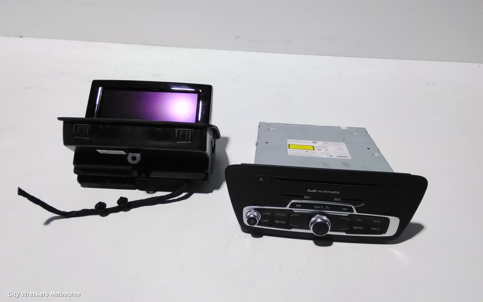 AUDI Q3 RADIO/CD/DVD/SAT/TV, NAVIGATION, 8U, 03/2012 - 12/2018 - Image 1