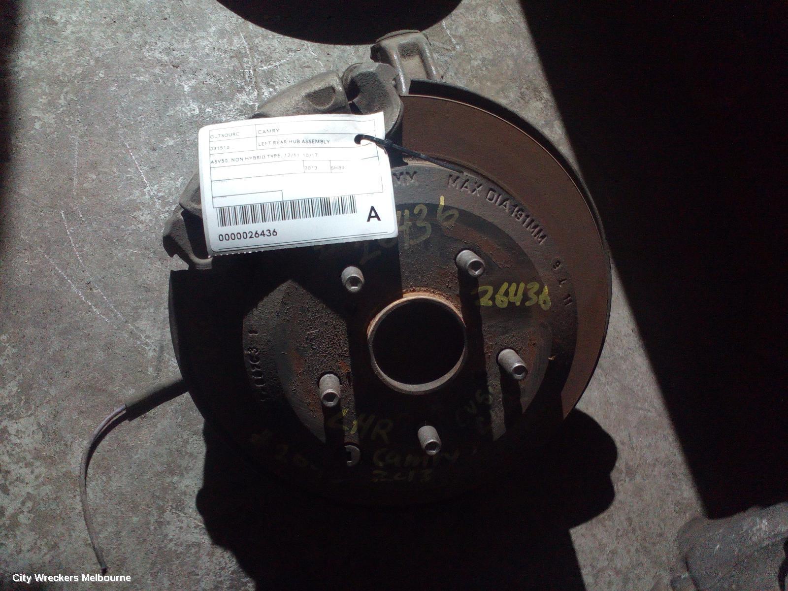 TOYOTA CAMRY LEFT REAR HUB ASSEMBLY, ASV50, NON HYBRID TYPE, 12/2011 - 10/2017 - Image 1