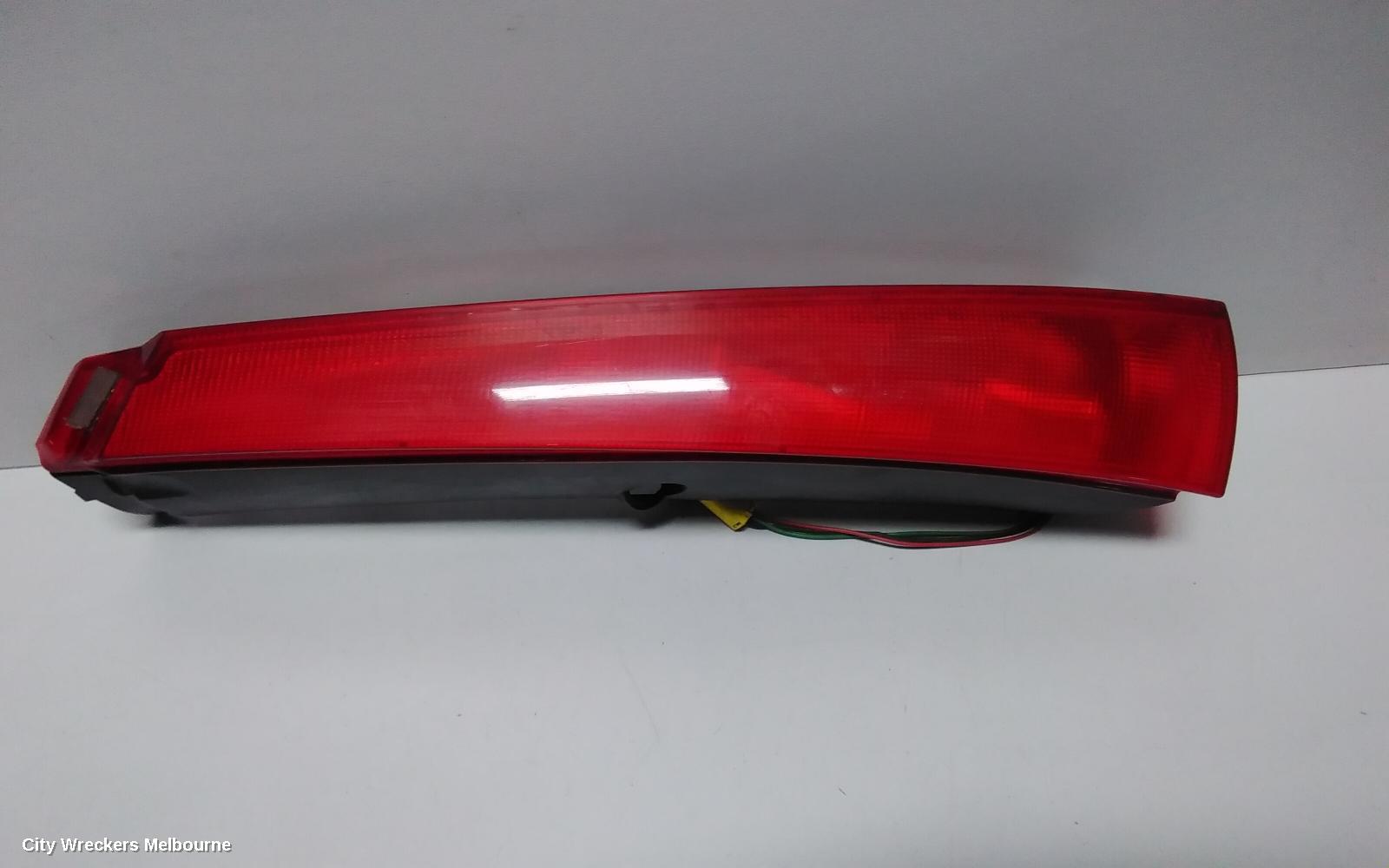 CITROEN C5 RIGHT TAILLIGHT, WAGON, UPPER LIGHT, 06/2001 - 08/2008 - Image 2