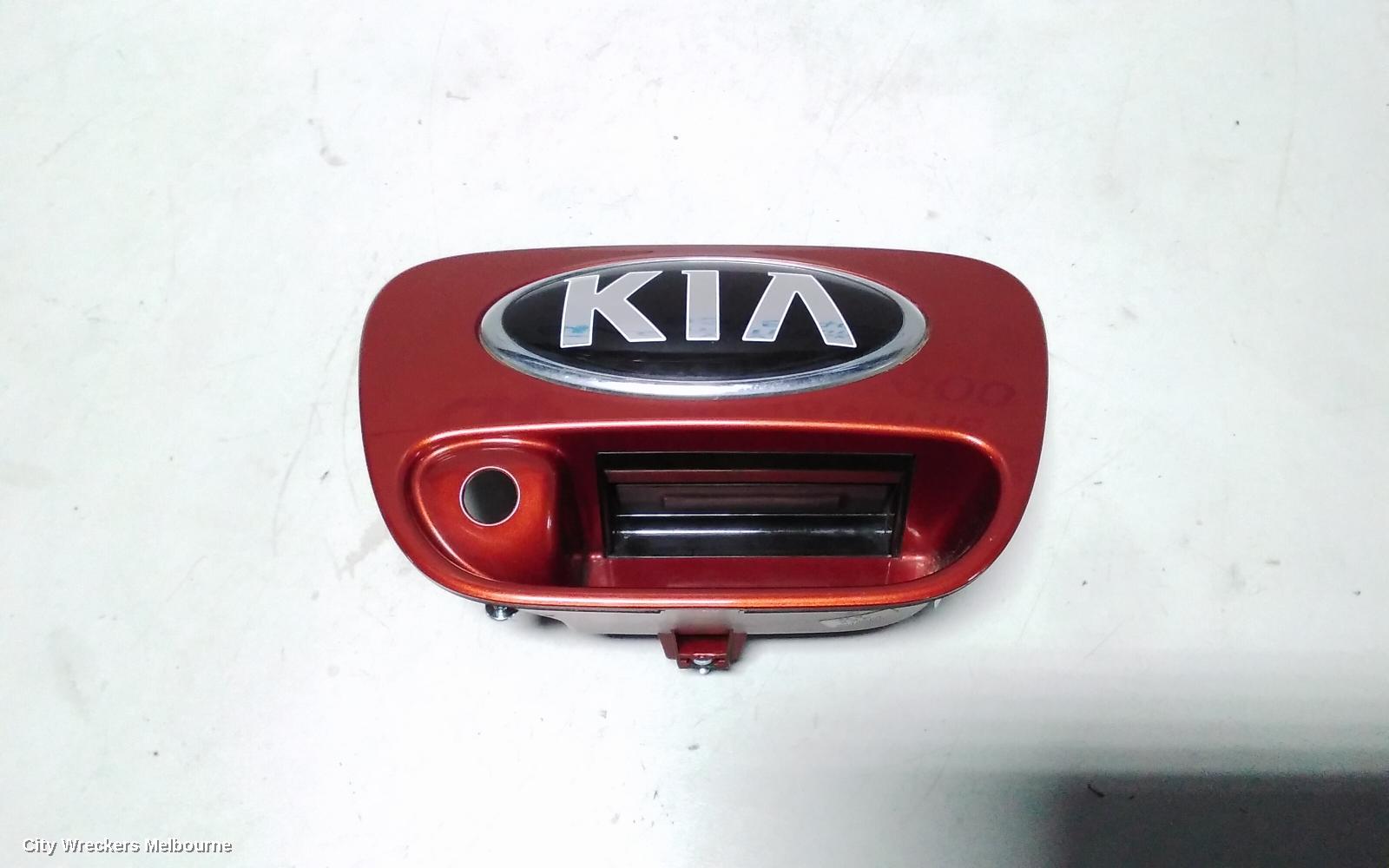 KIA PICANTO TAILGATE HANDLE, JA, 05/2017 ONWARDS - Image 3