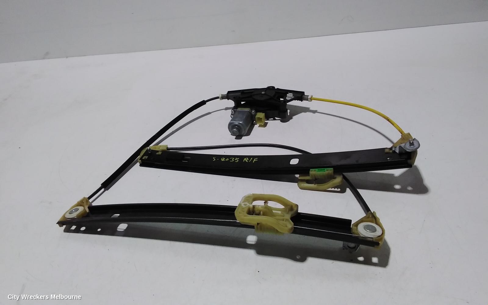 AUDI A4 RIGHT FRONT WINDOW REG/MOTOR, B9 8W, 10/2015 - 01/2025 - Image 1