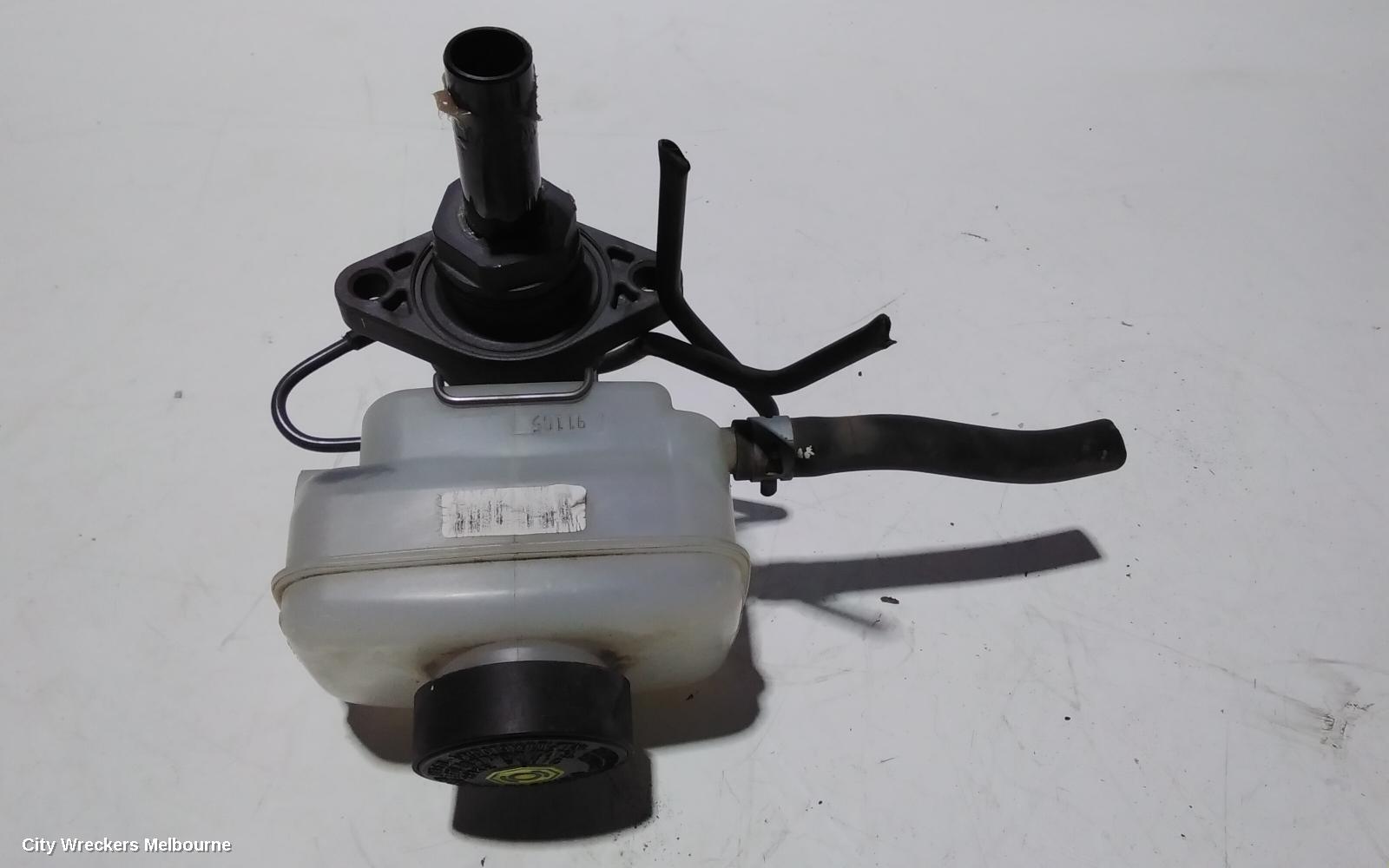 TOYOTA HIACE MASTER CYLINDER, TRH, PETROL, 03/2005 - 02/2015 - Image 1