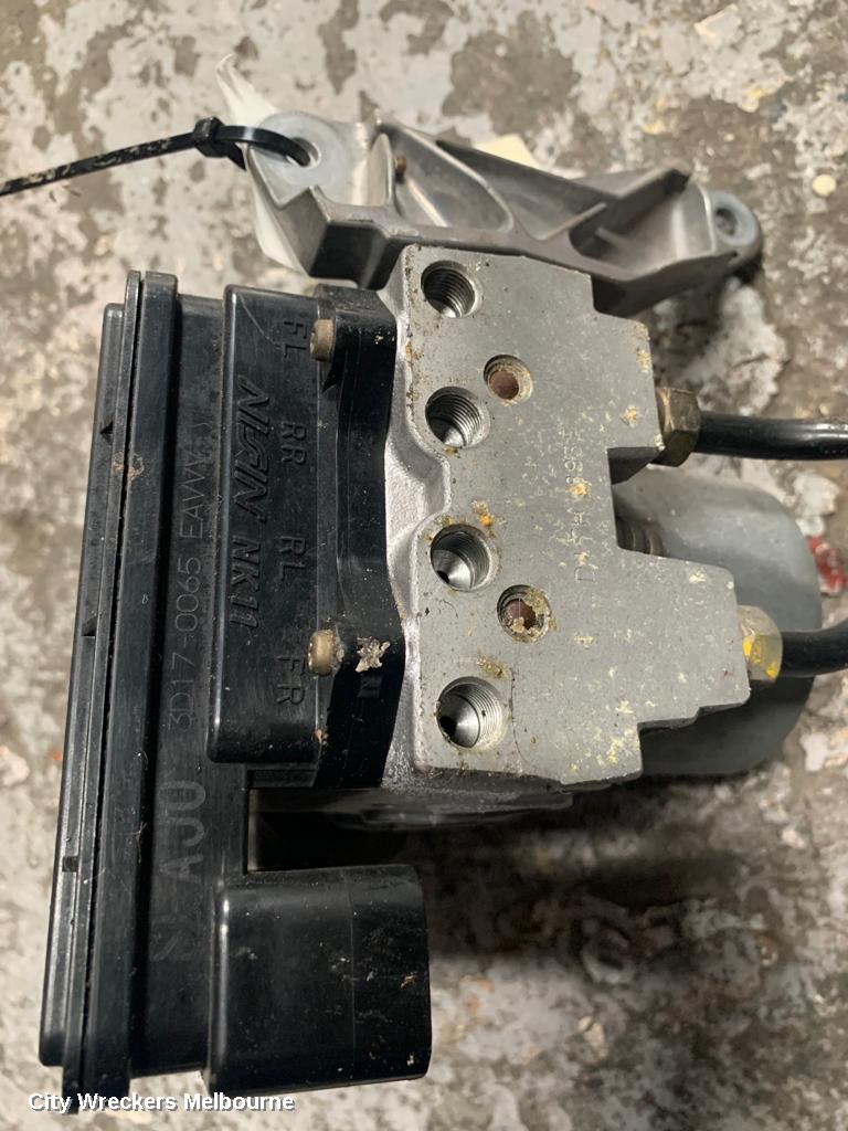 HONDA ACCORD ABS PUMP/MODULATOR, 7TH GEN, CL/EURO (VIN JHMCL), P/N SEAJ0, 06/2003 - 03/2008 - Image 1