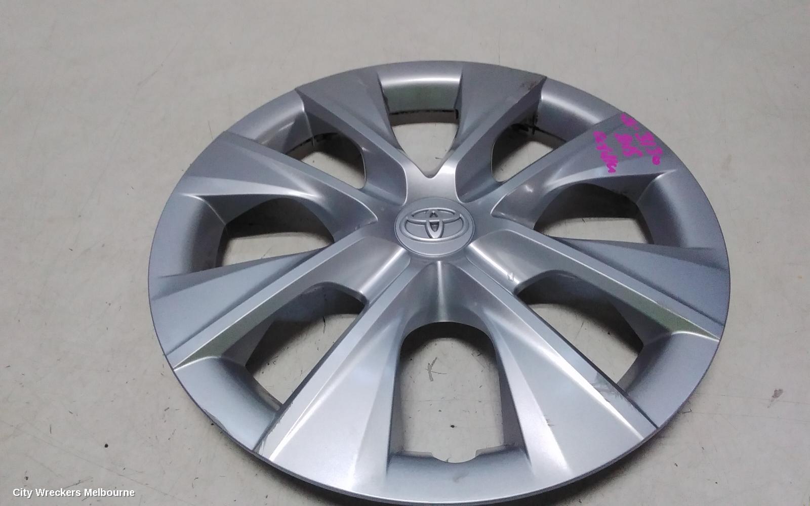 TOYOTA COROLLA WHEEL COVER/HUB CAP, ZRE172R, SEDAN, 12/2013 - 06/2019 - Image 2