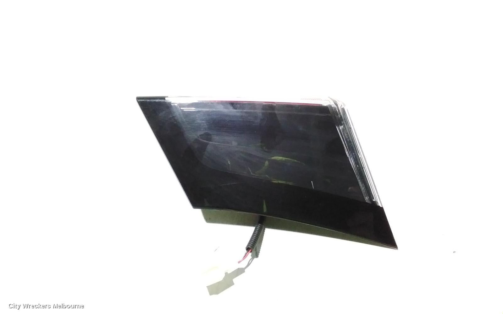HONDA CIVIC REAR GARNISH, TAILGATE LAMP (LH SIDE), 10TH GEN, HATCH, 02/2017 - 08/2021 - Image 3