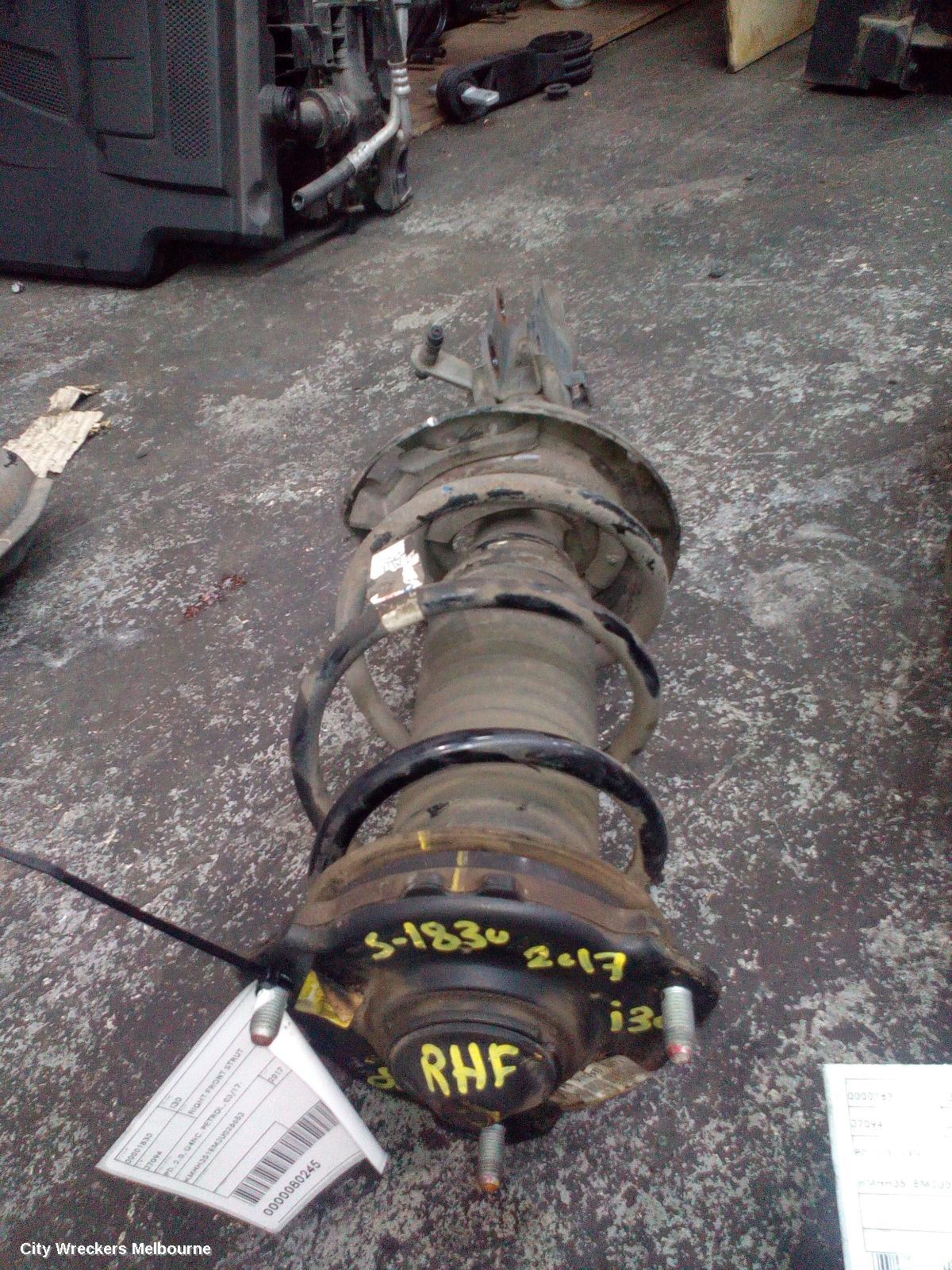 HYUNDAI I30 RIGHT FRONT STRUT, PD, 2.0, G4NC, PETROL, 03/2017 ONWARDS - Image 1