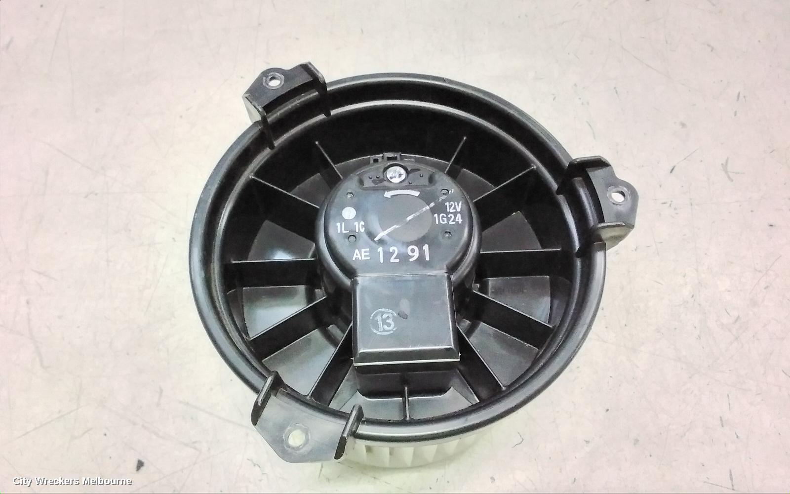 TOYOTA KLUGER HEATER FAN MOTOR, XU70 SERIES, REAR, 03/2021 ONWARDS - Image 2