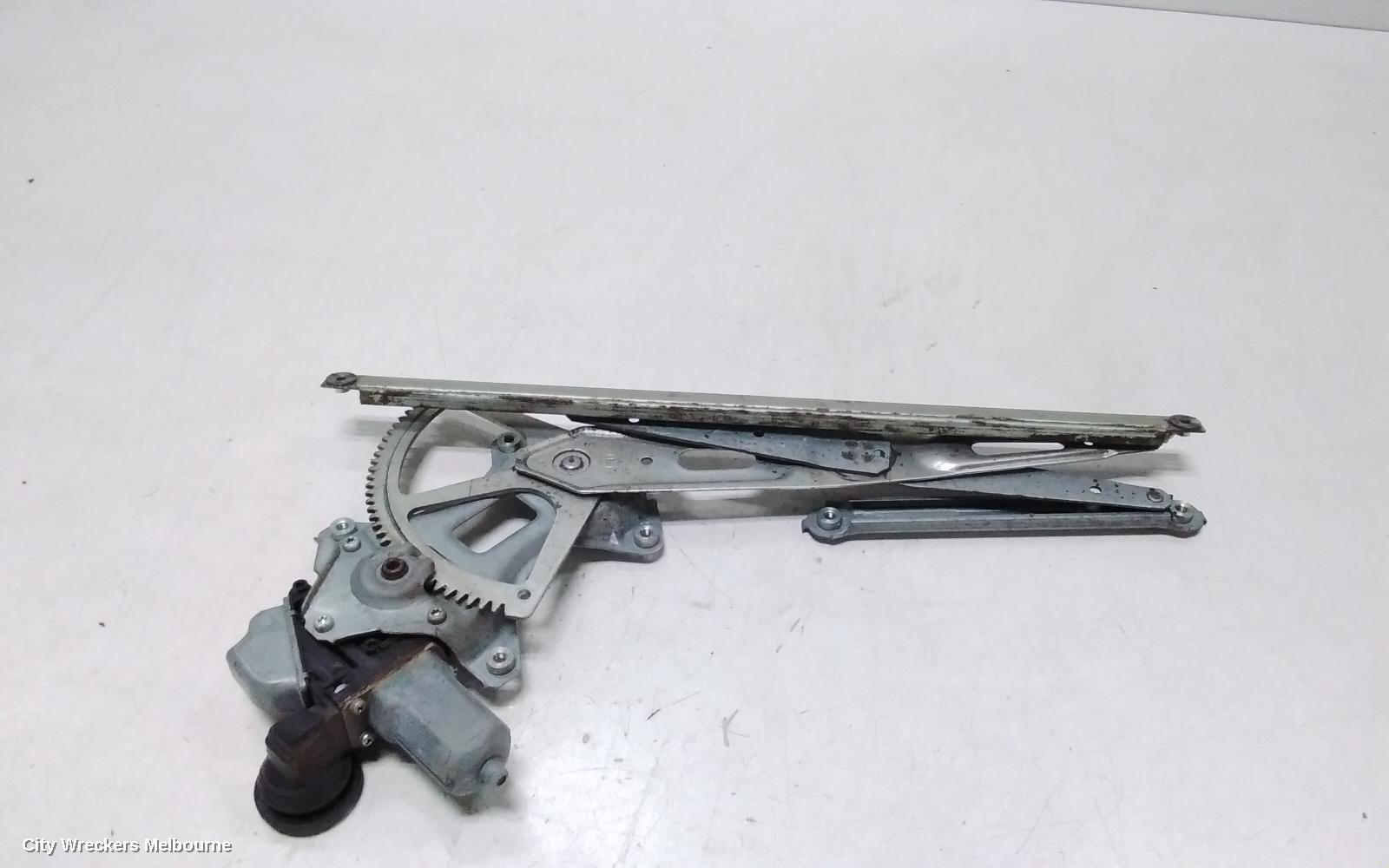 LEXUS IS250/IS250C RIGHT FRONT WINDOW REG/MOTOR, IS250/IS350/IS F, GSE20R/GSE21R/USE20R, 11/2005 - 06/2013 - Image 2