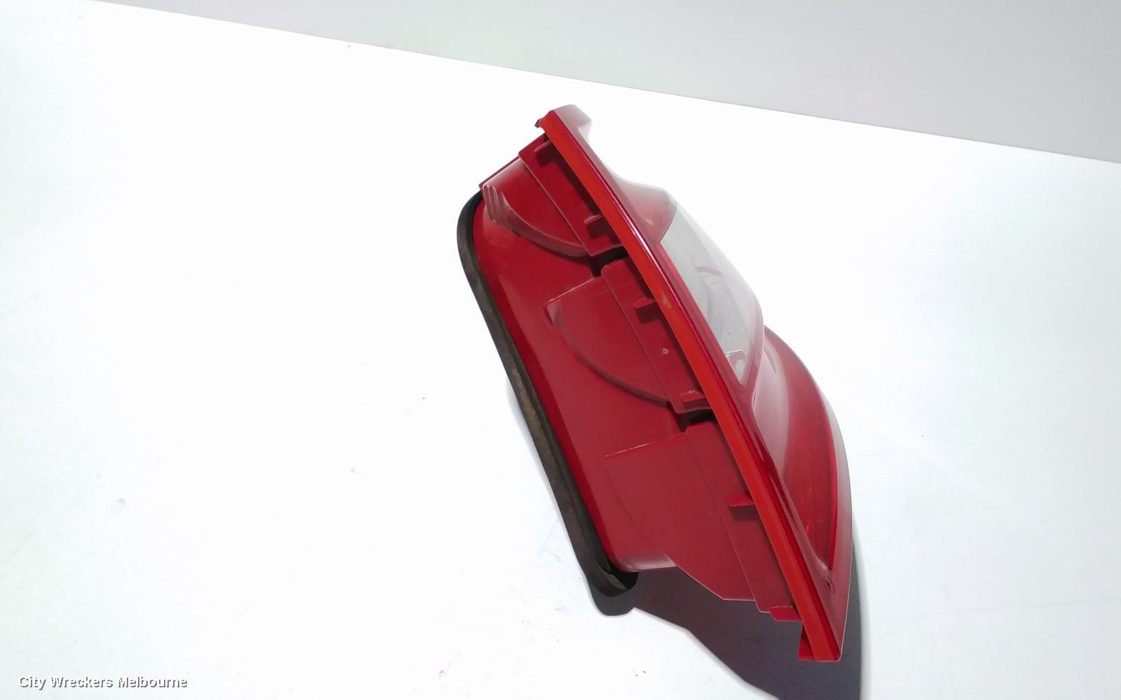 MERCEDES C CLASS RIGHT TAILLIGHT, W204, SEDAN, CLASSIC/ELEGANCE, NON LED, NON TINTED TYPE, 07/2007 - 04/2011 - Image 3