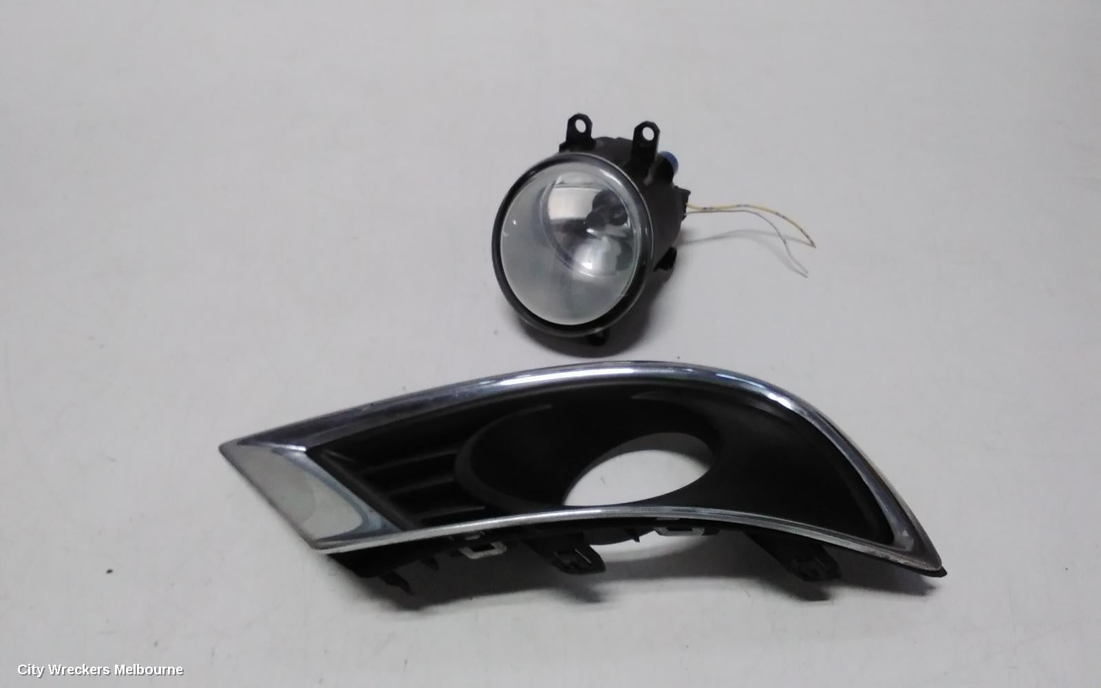 TOYOTA AURION LEFT INDICATOR/FOG/SIDE, BUMPER FOGLAMP, GSV40R, PRESARA/PRODIGY/TOURING, 08/2009 - 03/2012 - Image 2