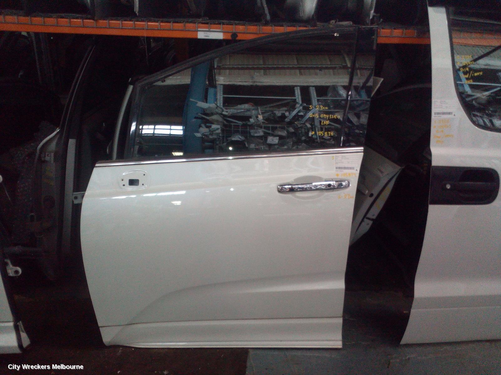 HONDA ODYSSEY LEFT FRONT DOOR, RC1, 02/2014 - 03/2022 - Image 2