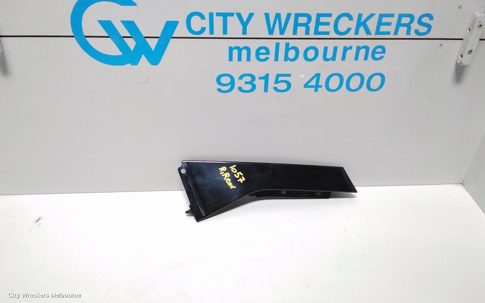 LAND ROVER RANGEROVER EVOQUE DOOR MOULD, DOOR MOULD RHR : 72337, L538, 11/2011 - 01/2019 - Image 1