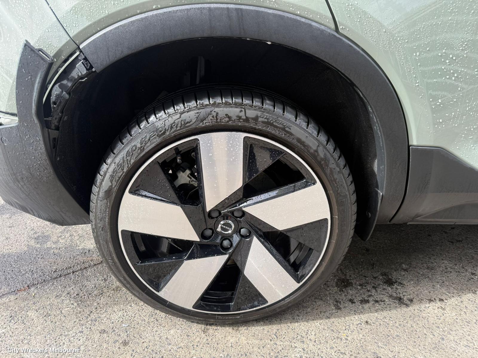 VOLVO XC40 WHEEL MAG, FACTORY, 20X8IN, 5 SPOKE, BI-COLOUR, 06/2022 ONWARDS - Image 1