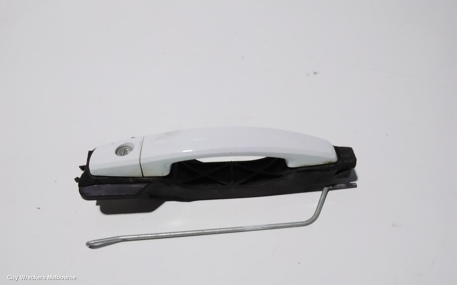 HOLDEN CAPTIVA DOOR HANDLE, OUTER, RH FRONT, CG, PRIMED, CAPTIVA 5 (4TH VIN = D), 04/2013 - 06/2018 - Image 3