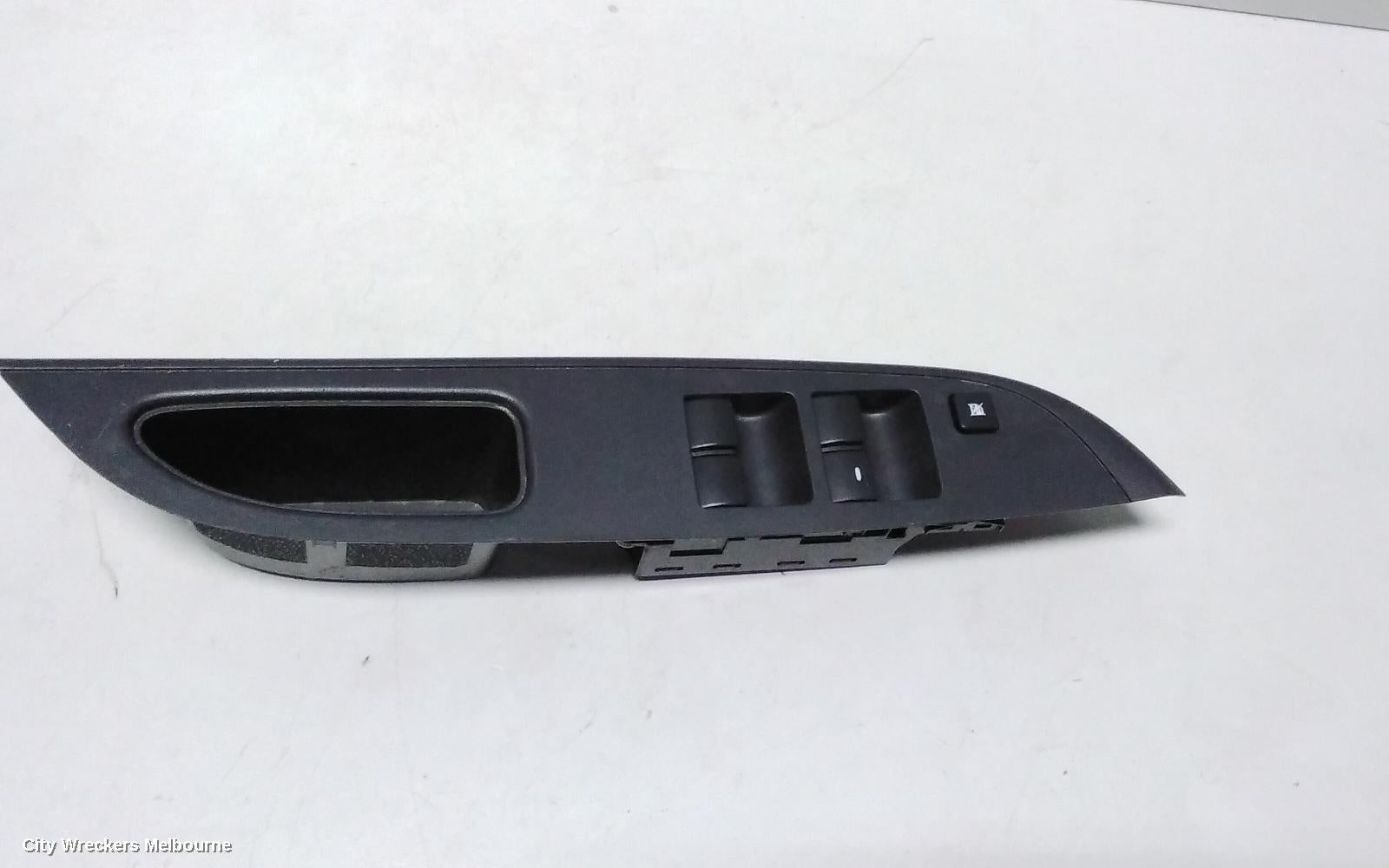 MITSUBISHI TRITON PWR DR WIND SWITCH, RH FRONT (MASTER SWITCH), 4 DOOR SWITCH TYPE, MQ-MR, 03/2015 ONWARDS - Image 2