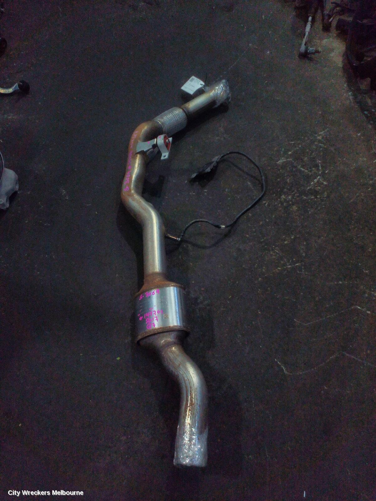 AUDI Q7 CATALYTIC CONVERTER, UNDER CAR-CAT TYPE, 3.0, DIESEL, CRTC/CZZA CODE, 4M, 09/2015 - 03/2020 - Image 1