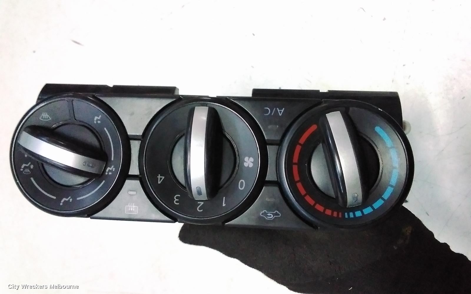 NISSAN XTRAIL HEATER/AC CONTROLS, T31, STANDARD TYPE, 09/2007 - 12/2013 - Image 2