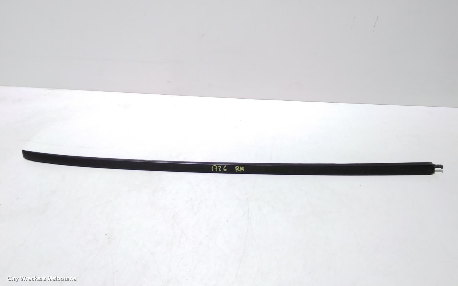 TOYOTA CAMRY, XV70, 09/2017 - 05/2024, WIND SCREEN MOULD  RH: 96773 - Image 2