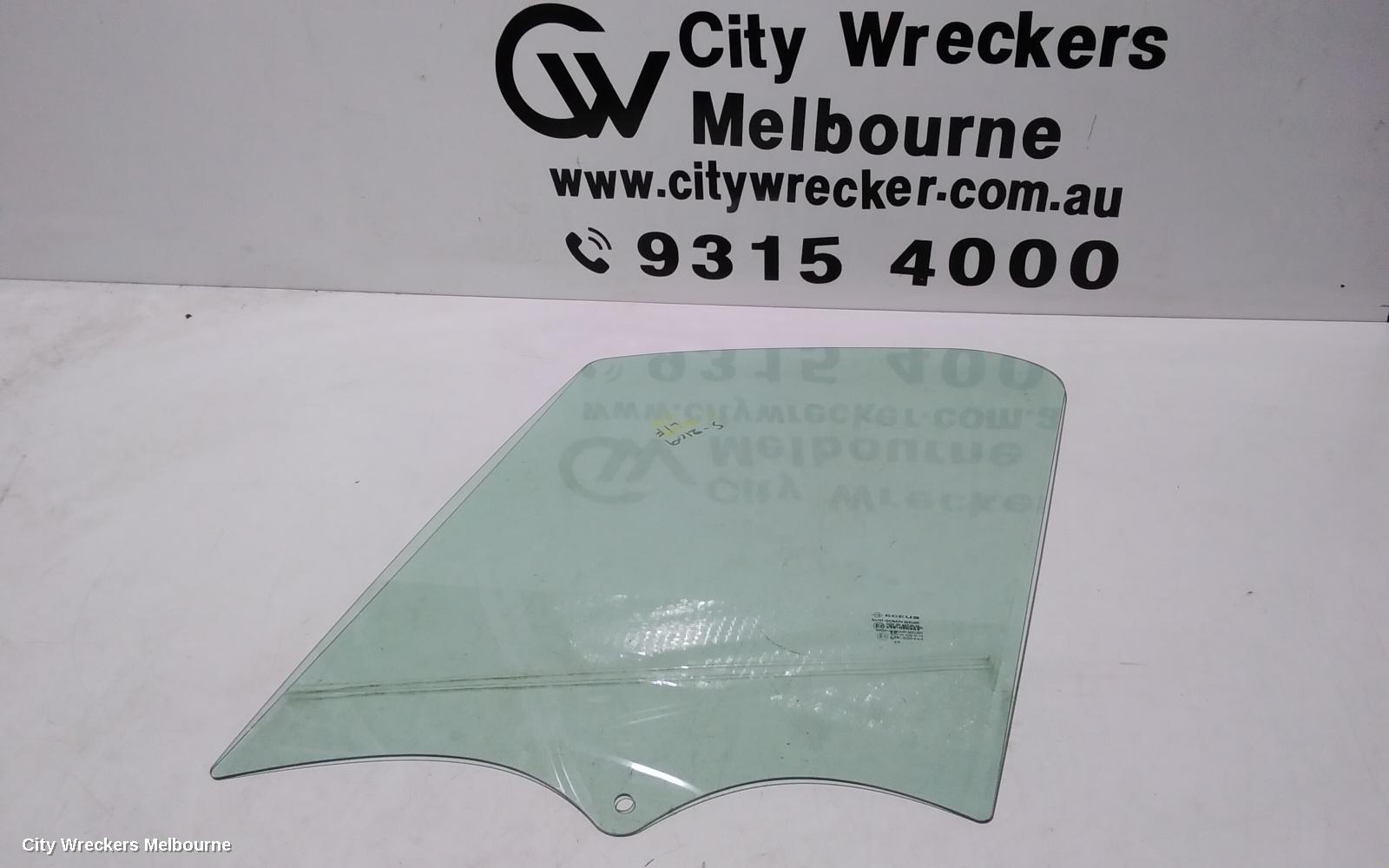 MITSUBISHI EXPRESS LEFT FRONT DOOR WINDOW, SN, 03/2020 - 12/2022 - Image 2
