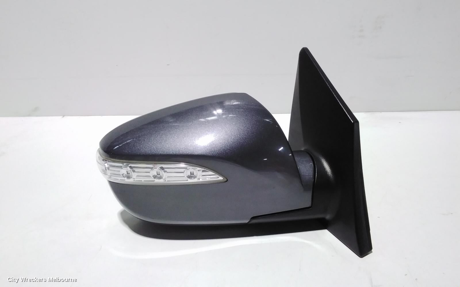 HYUNDAI IX35 RIGHT DOOR MIRROR, LM SERIES, POWER FOLD (8 PIN), 11/2009 - 01/2016 - Image 1