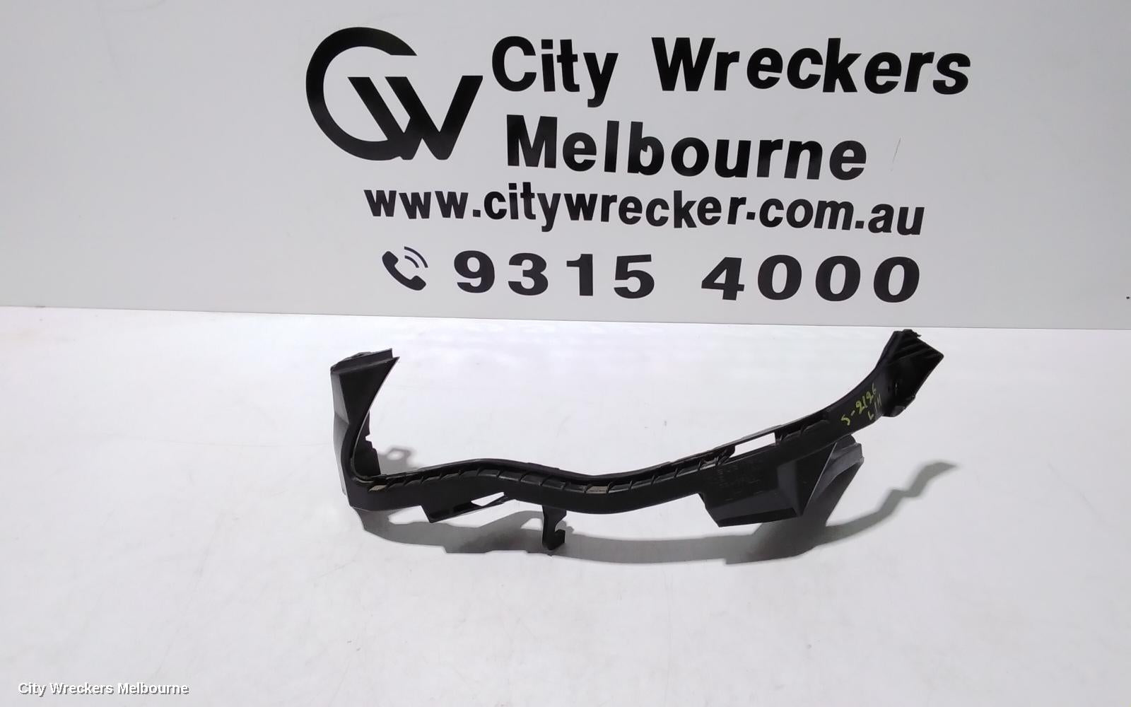 SUBARU IMPREZA, G4, 12/2011 - 10/2016, LHS HEADLIGHT BRACKET : 98613 - Image 1