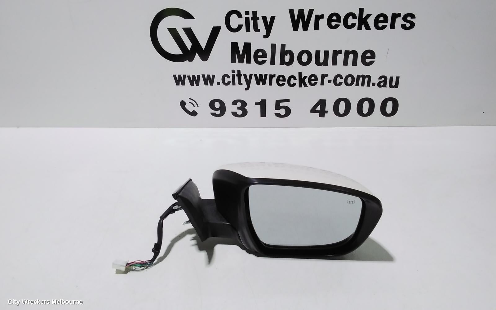 NISSAN XTRAIL RIGHT DOOR MIRROR, T32, TL/TI/ST-L, W/ CAMERA TYPE, 02/2014 ONWARDS - Image 1