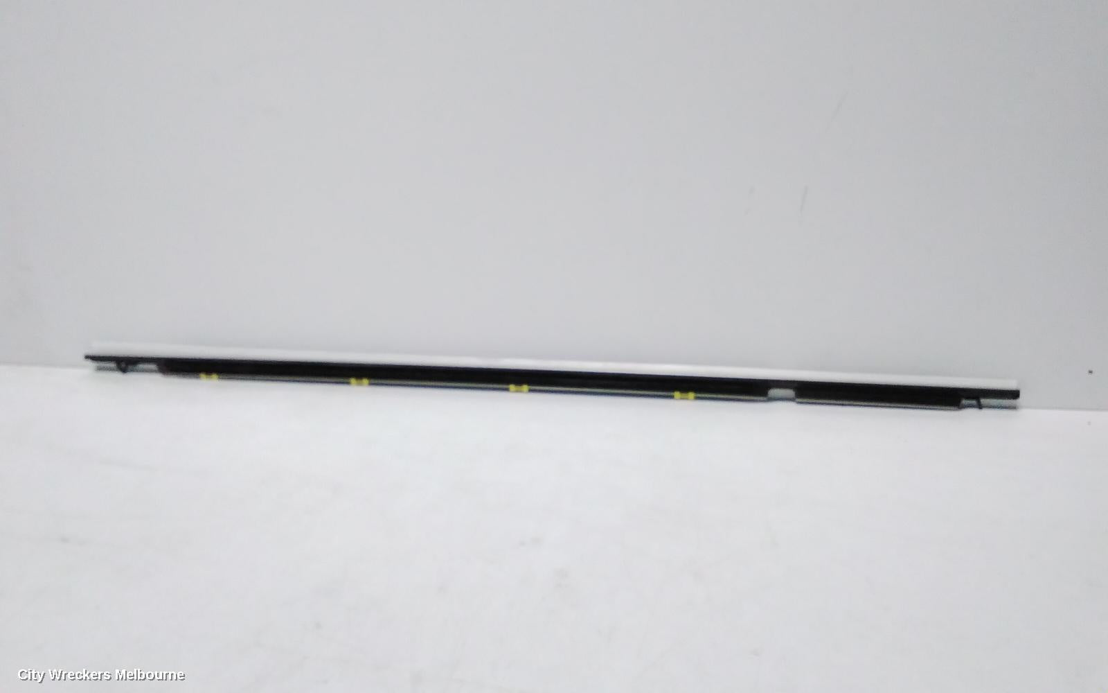 TOYOTA KLUGER DOOR MOULD, RHR CHROOM MOULD: 112135, RIGHT REAR DOOR MOULDING, XU70 SERIES, 03/2021 ONWARDS - Image 3