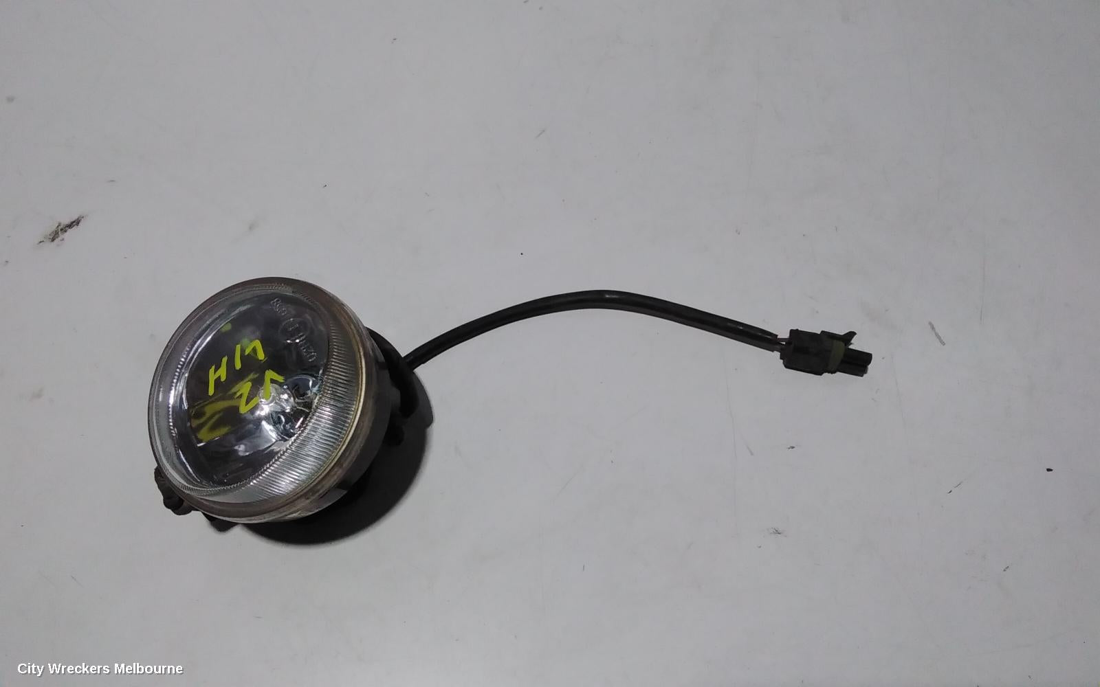 HOLDEN COMMODORE LEFT INDICATOR/FOG/SIDE, BUMPER FOGLAMP, VZ, CALAIS/BERLINA/SVZ, 08/2004 - 09/2007 - Image 3
