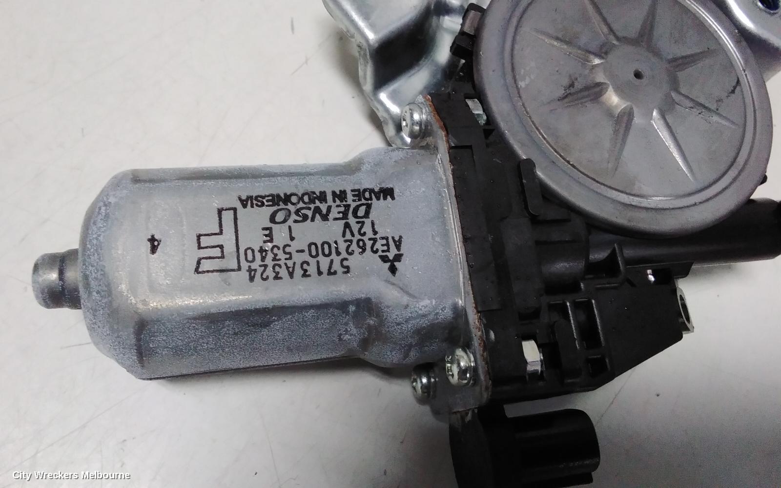 MITSUBISHI PAJERO RIGHT FRONT WINDOW REG/MOTOR, QE, PAJERO SPORT, 10/2015 ONWARDS - Image 3